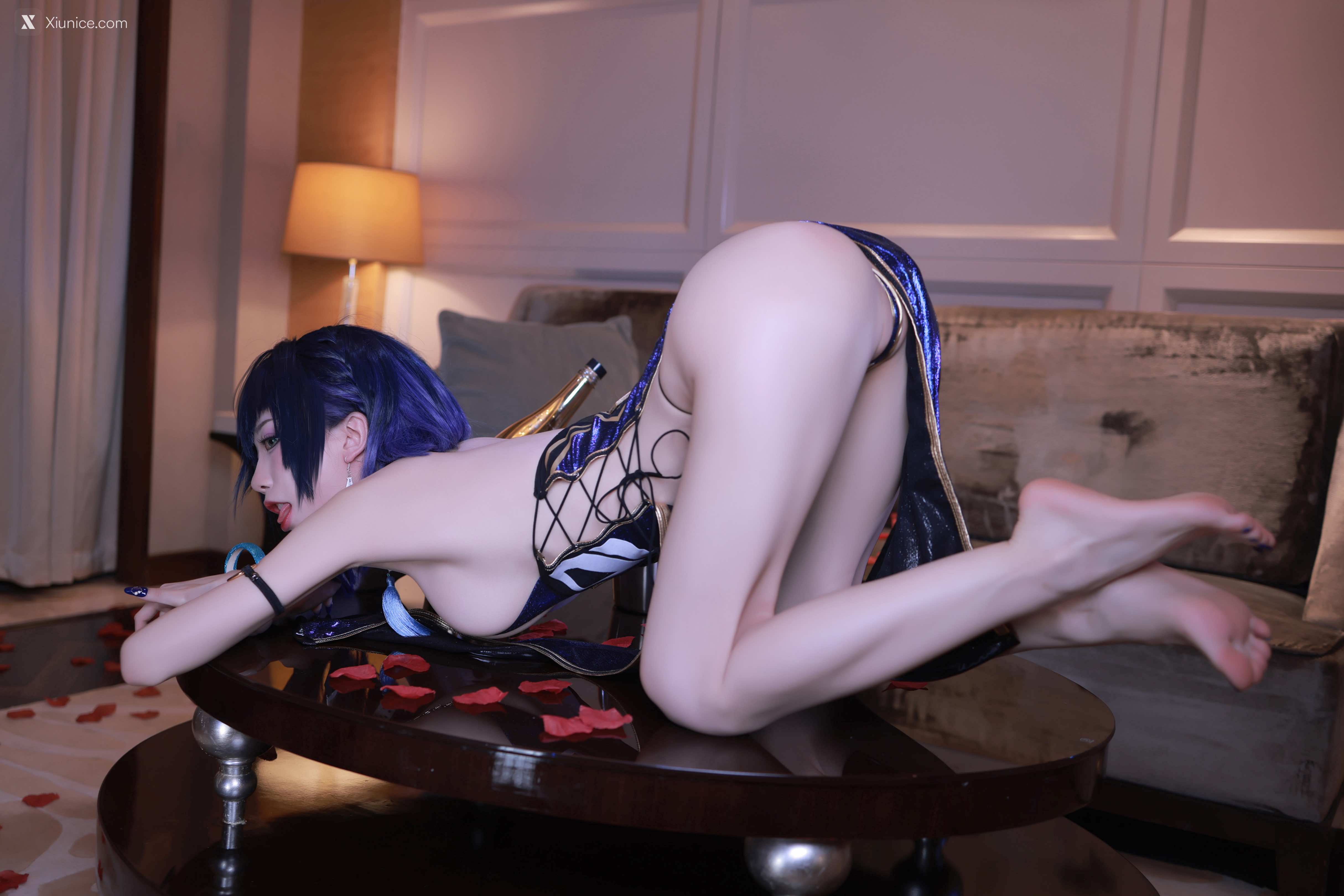 Aqua 夜阑同人礼服+自拍 64