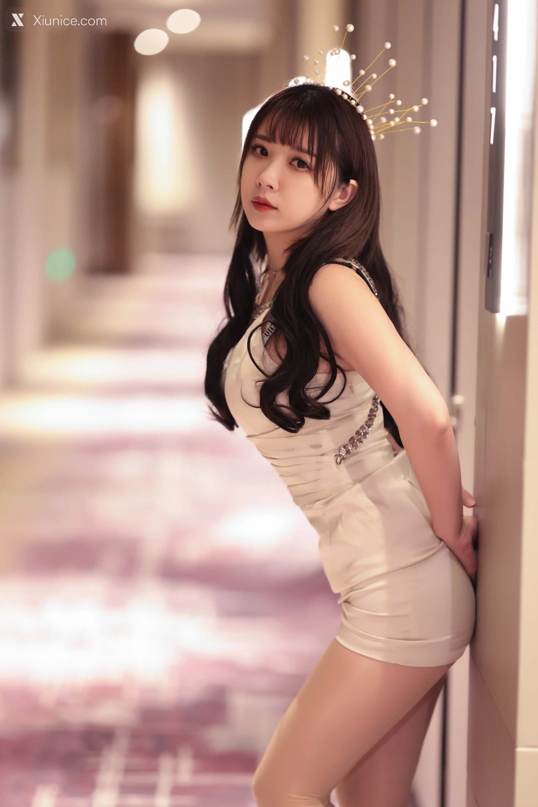 小女巫露娜 无内肉丝 23