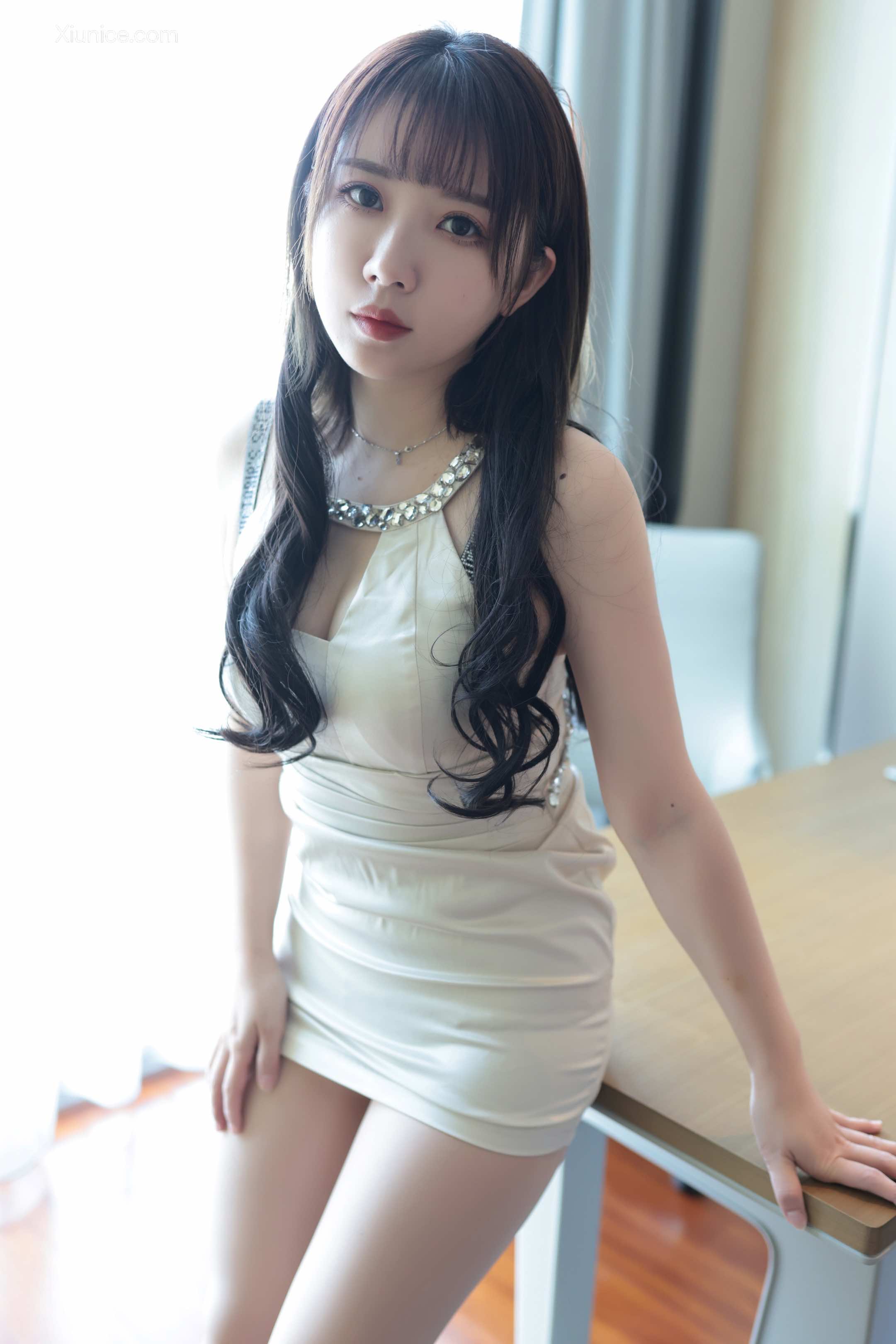 小女巫露娜 无内肉丝 53
