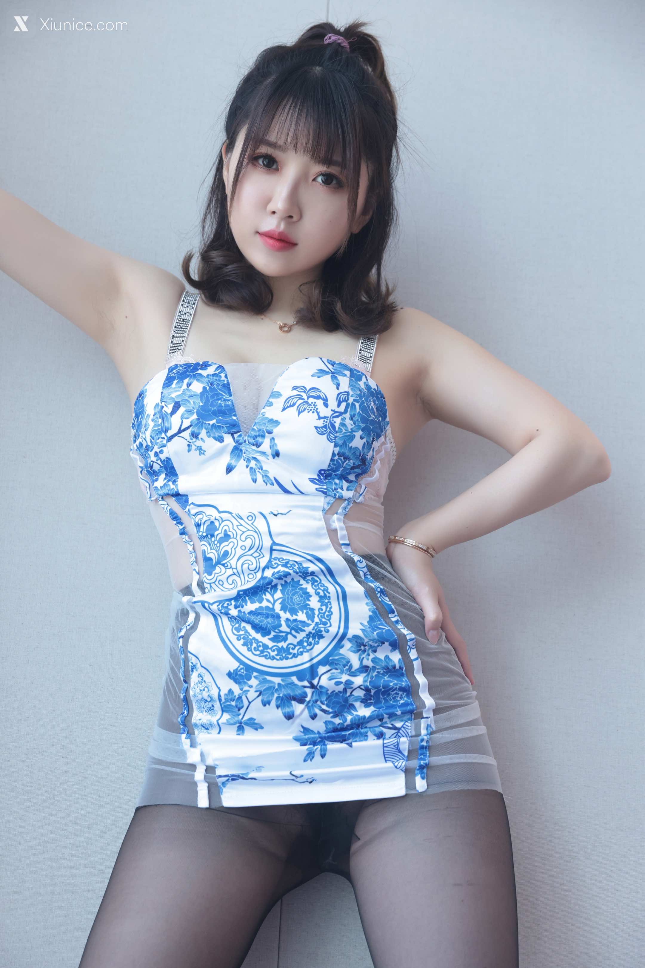 小女巫露娜 青花瓷旗袍 20
