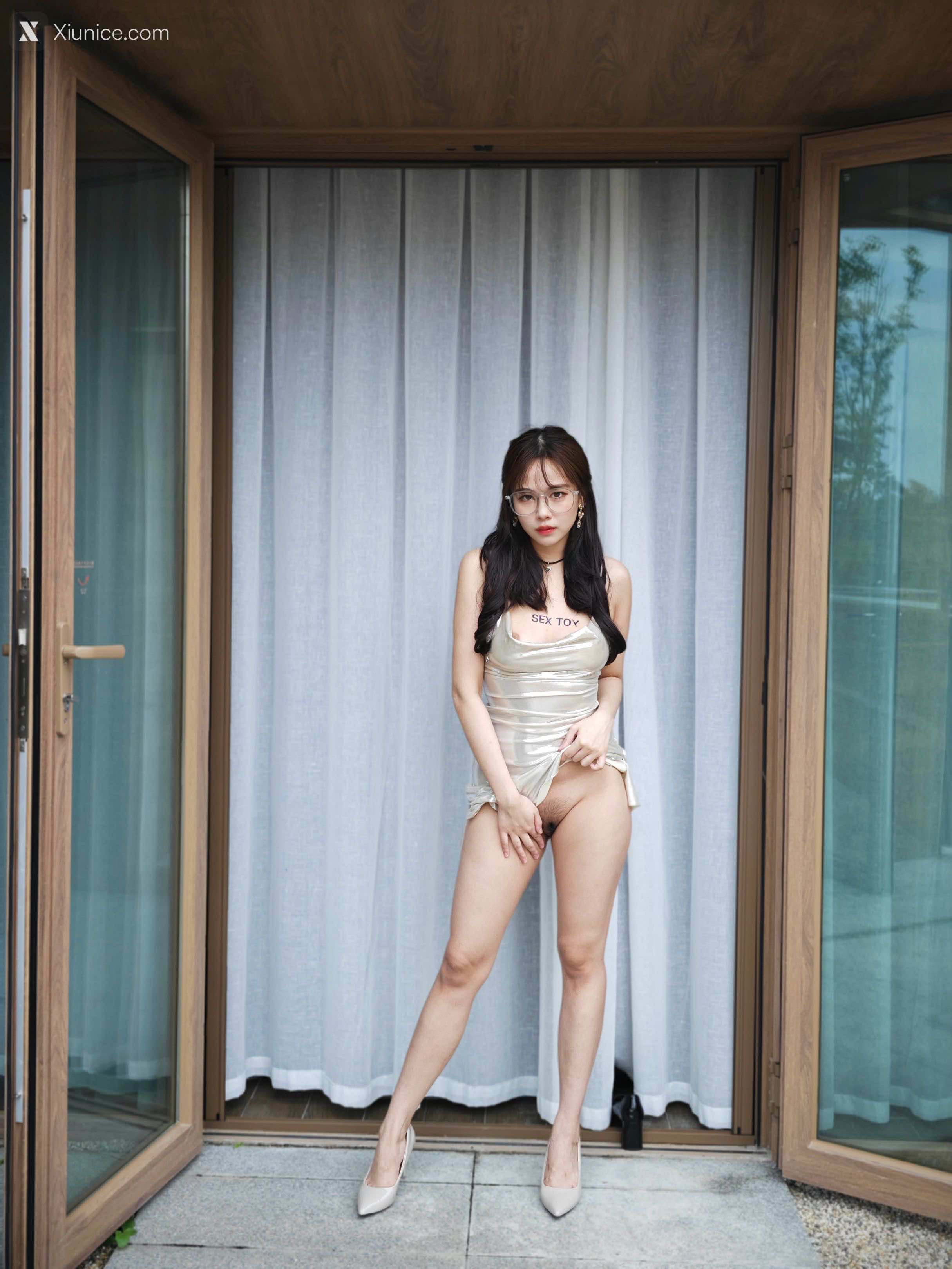 Ceason Photography 白色漆皮连衣裙 30