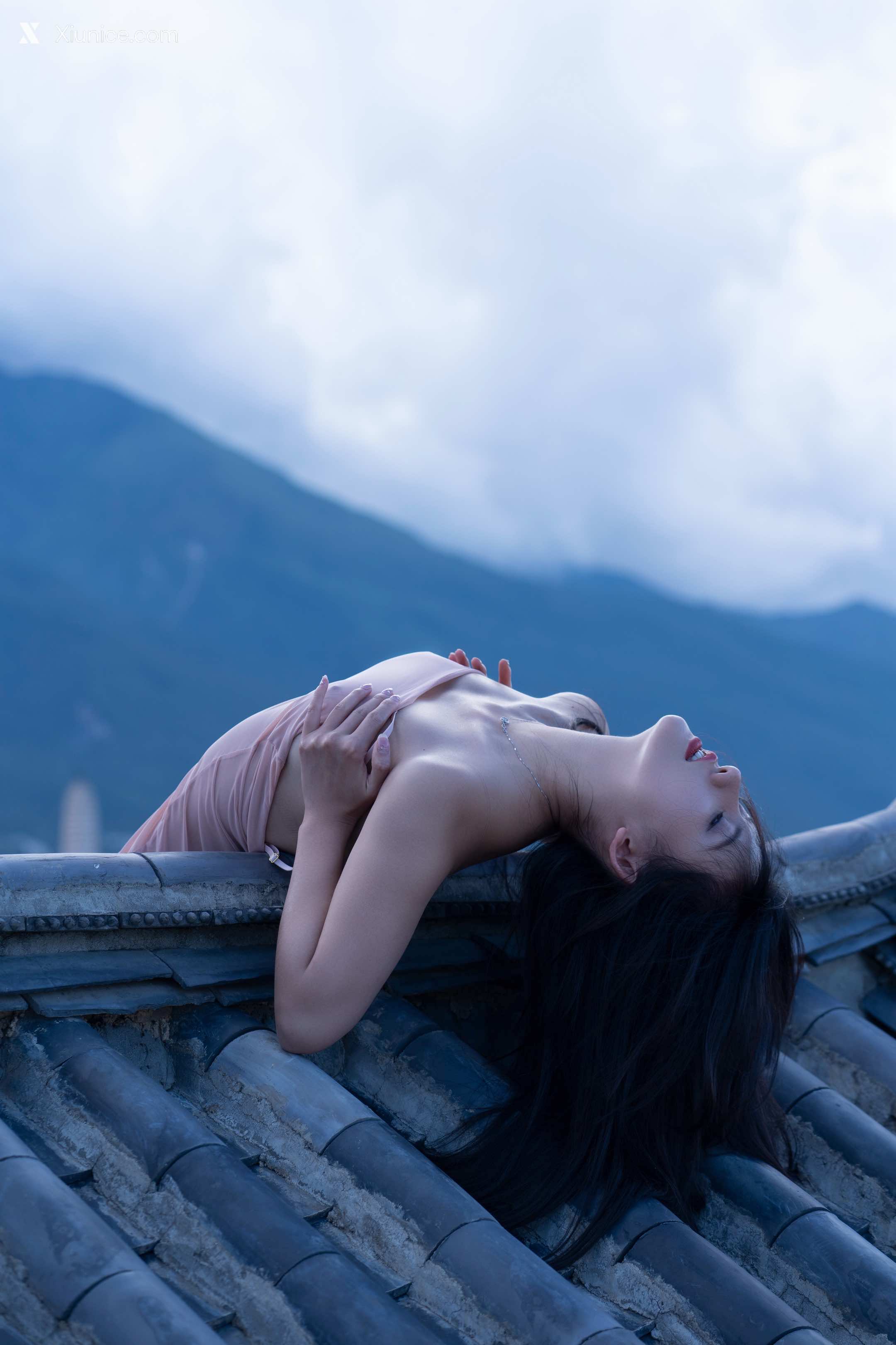 Jiu Shi A Zhu A 就是阿朱啊 The Roof 12