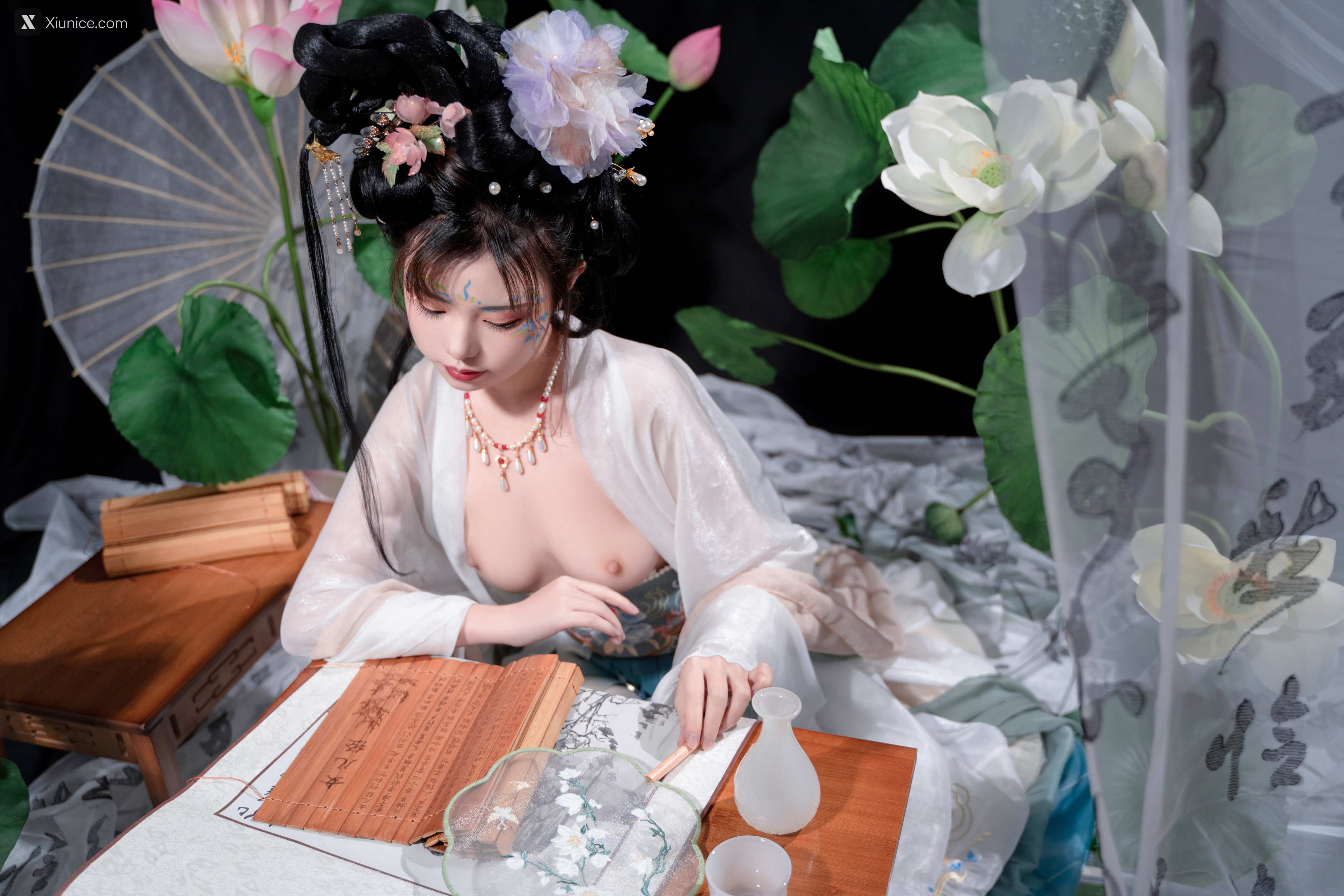 Nekokoyoshi 月华清 18