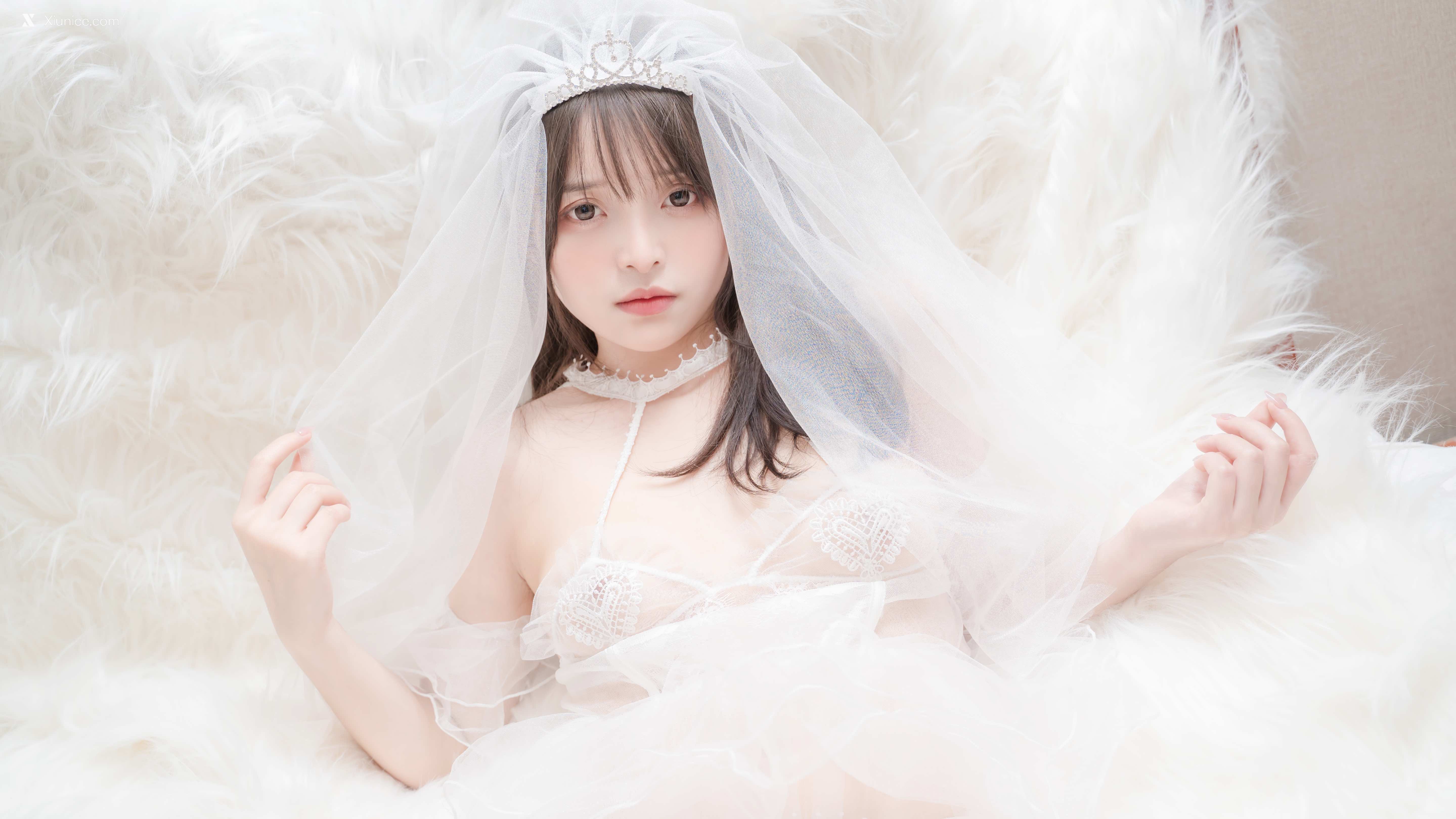 Nekokoyoshi 白色花嫁 12