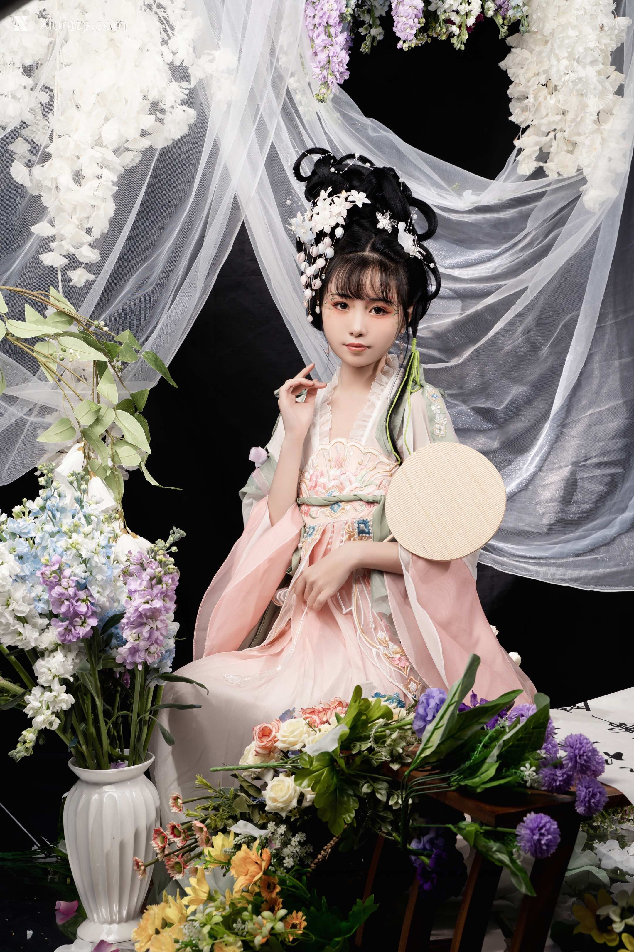 Nekokoyoshi 花间集 13