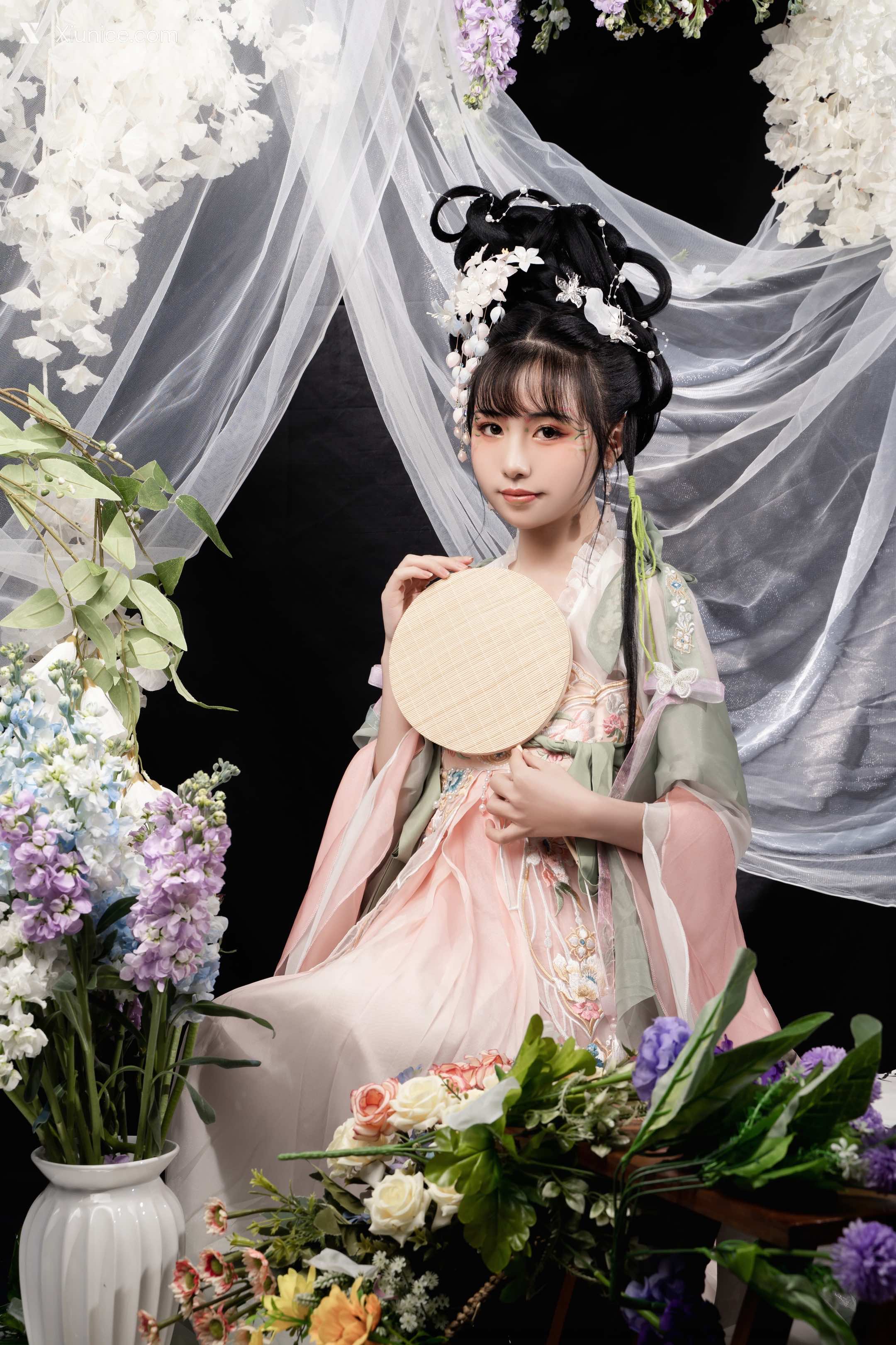 Nekokoyoshi 花间集 14
