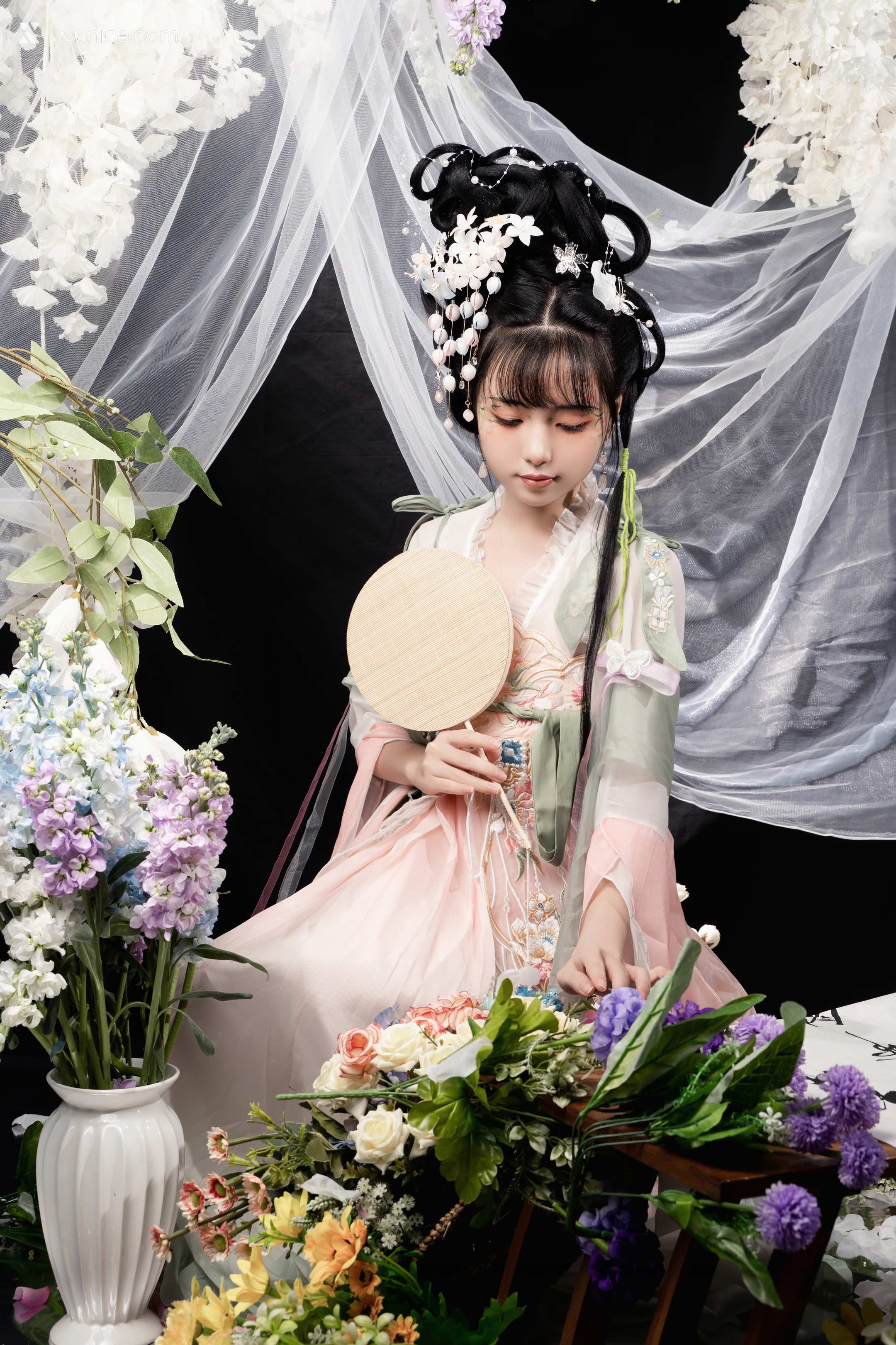 Nekokoyoshi 花间集 15