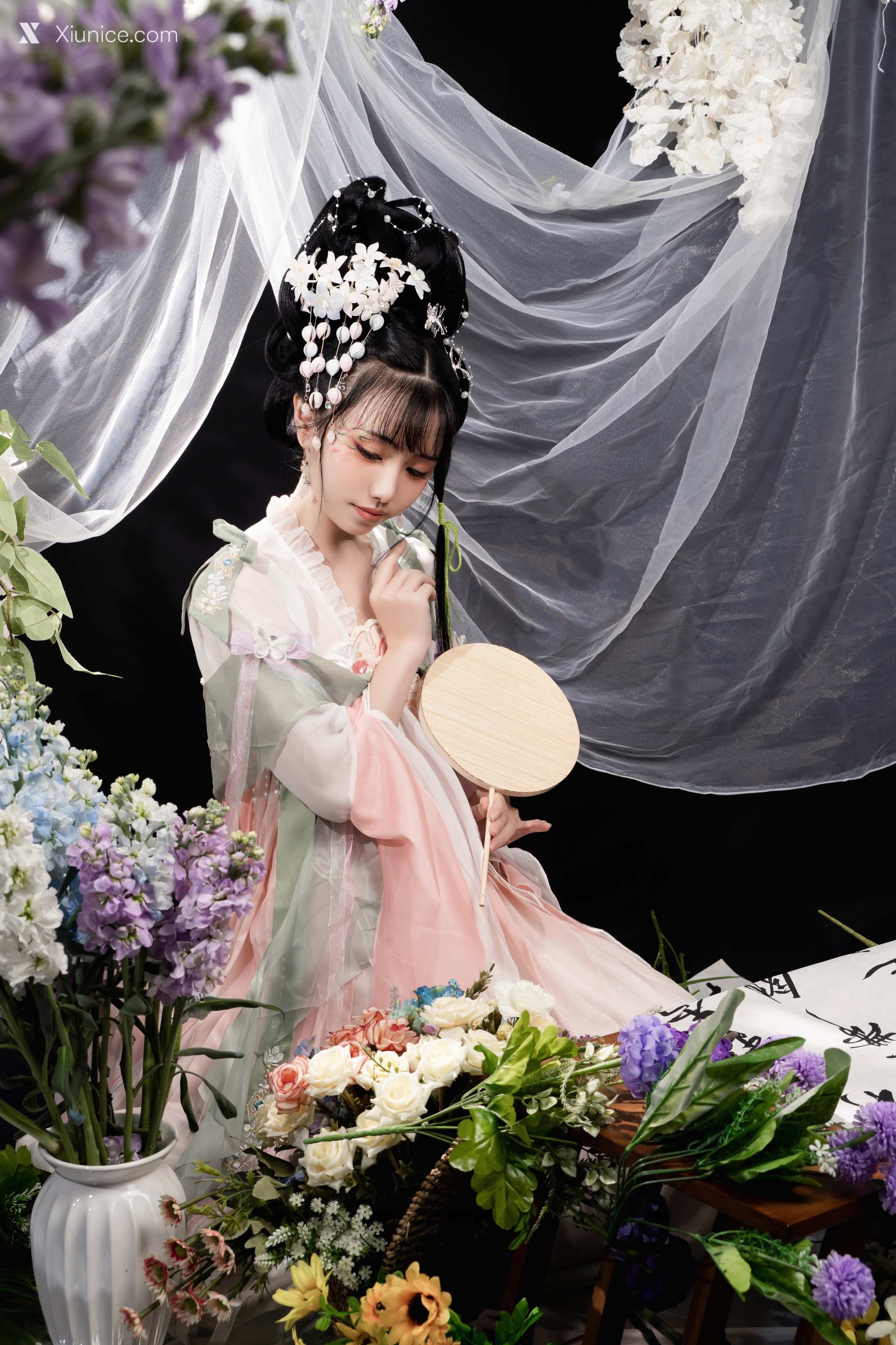 Nekokoyoshi 花间集 23