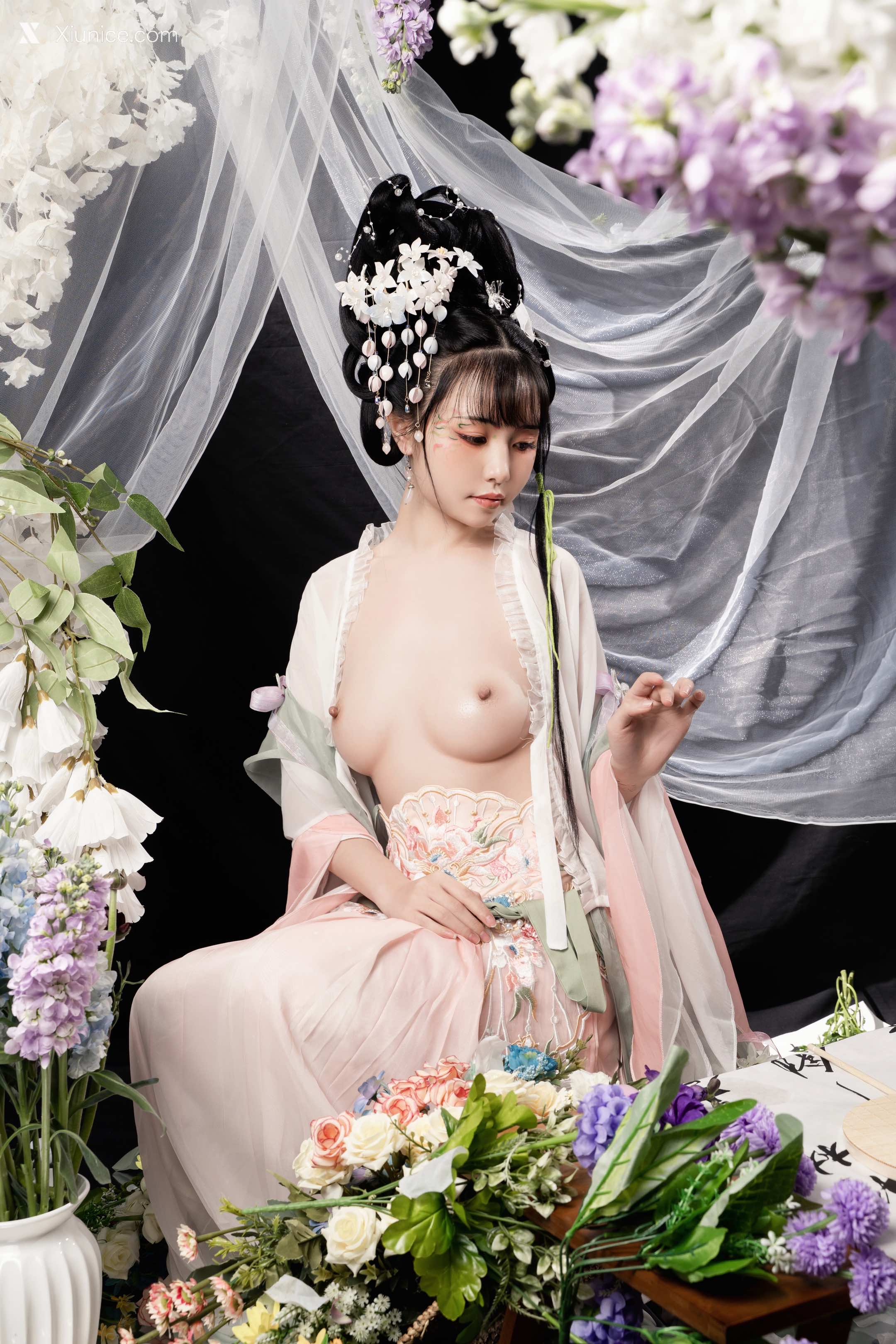 Nekokoyoshi 花间集 29
