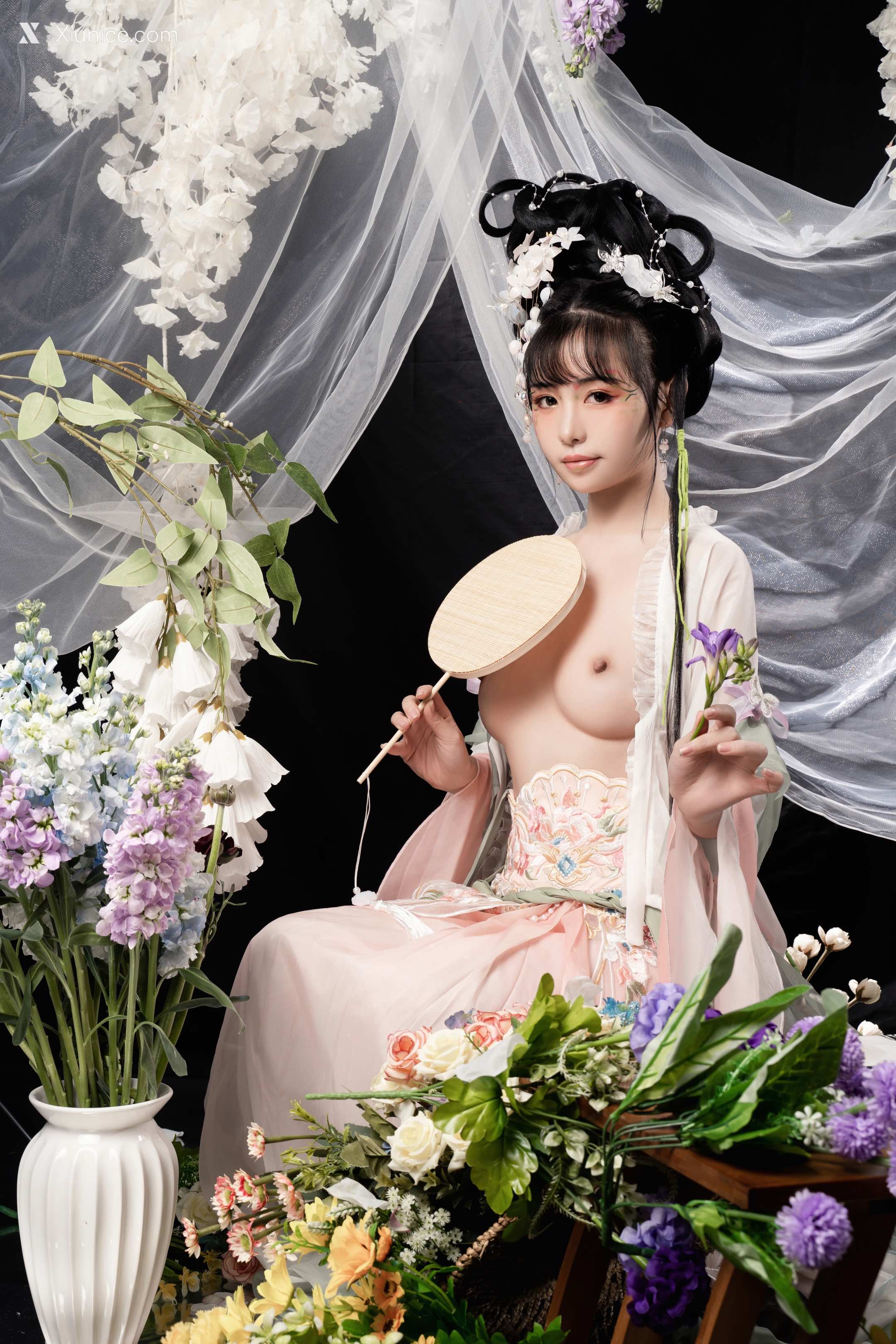 Nekokoyoshi 花间集 32