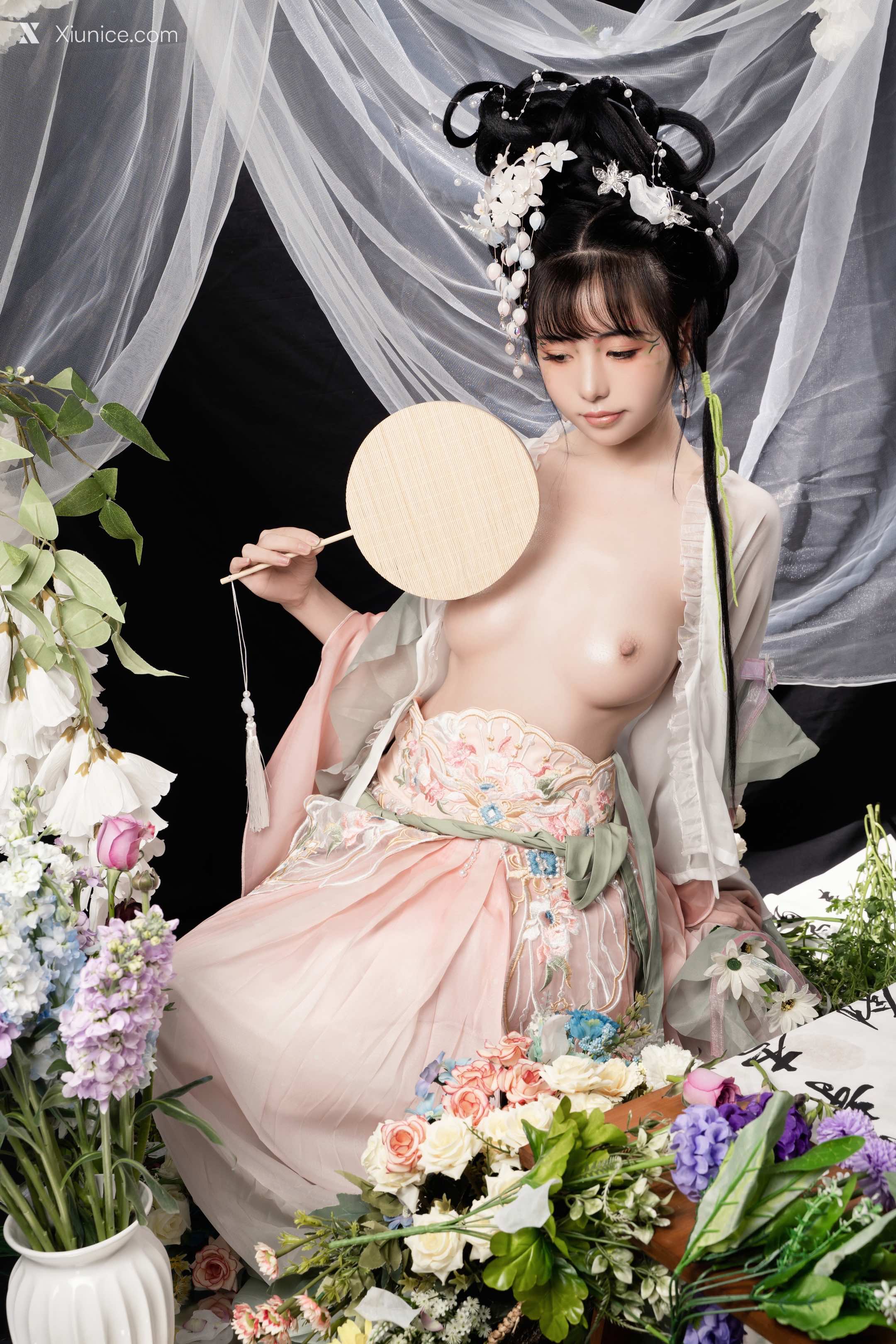 Nekokoyoshi 花间集 38
