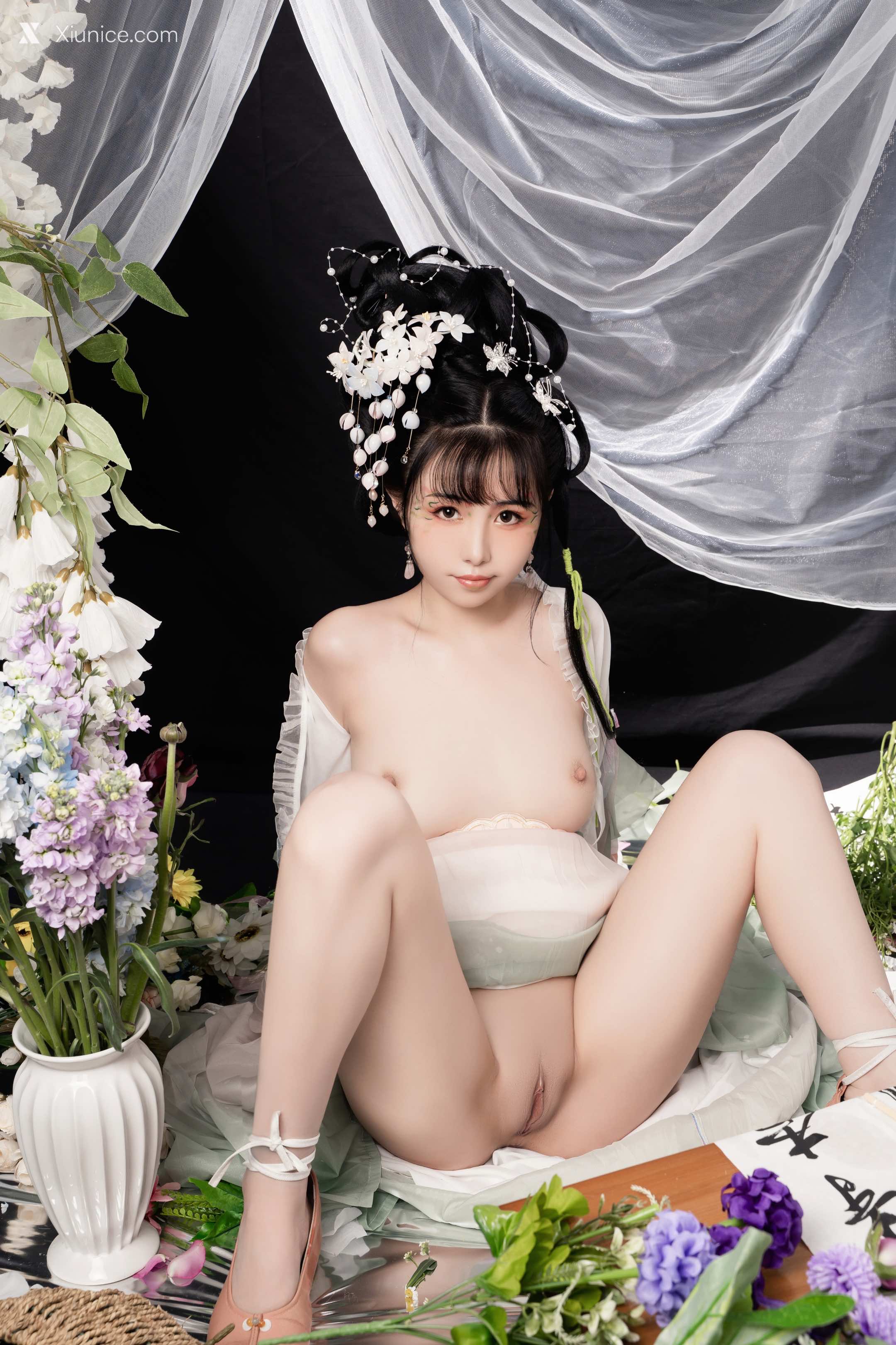 Nekokoyoshi 花间集 50