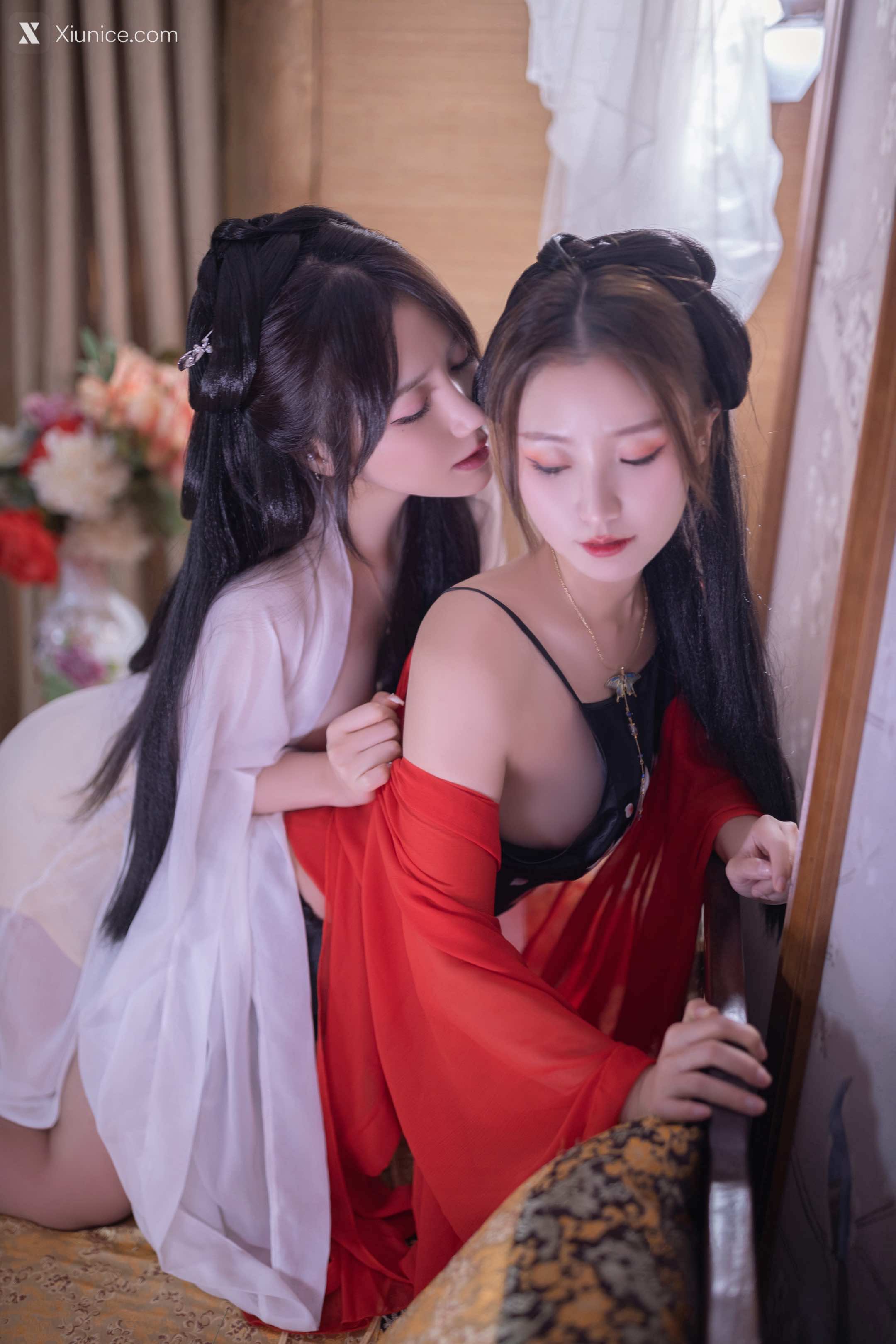 鱼子酱Fish 内购私拍 情欲百合 1