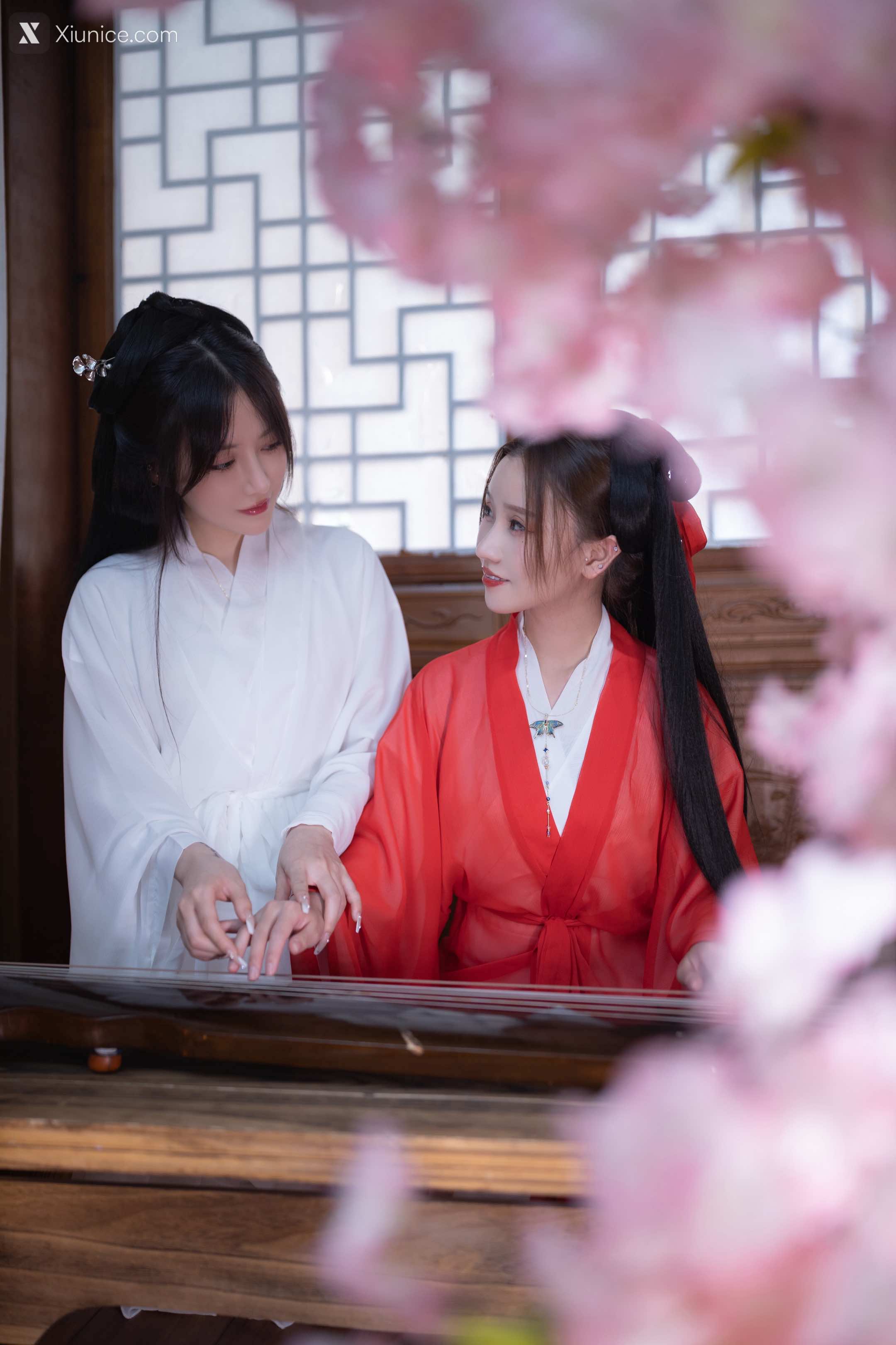鱼子酱Fish 内购私拍 情欲百合 83