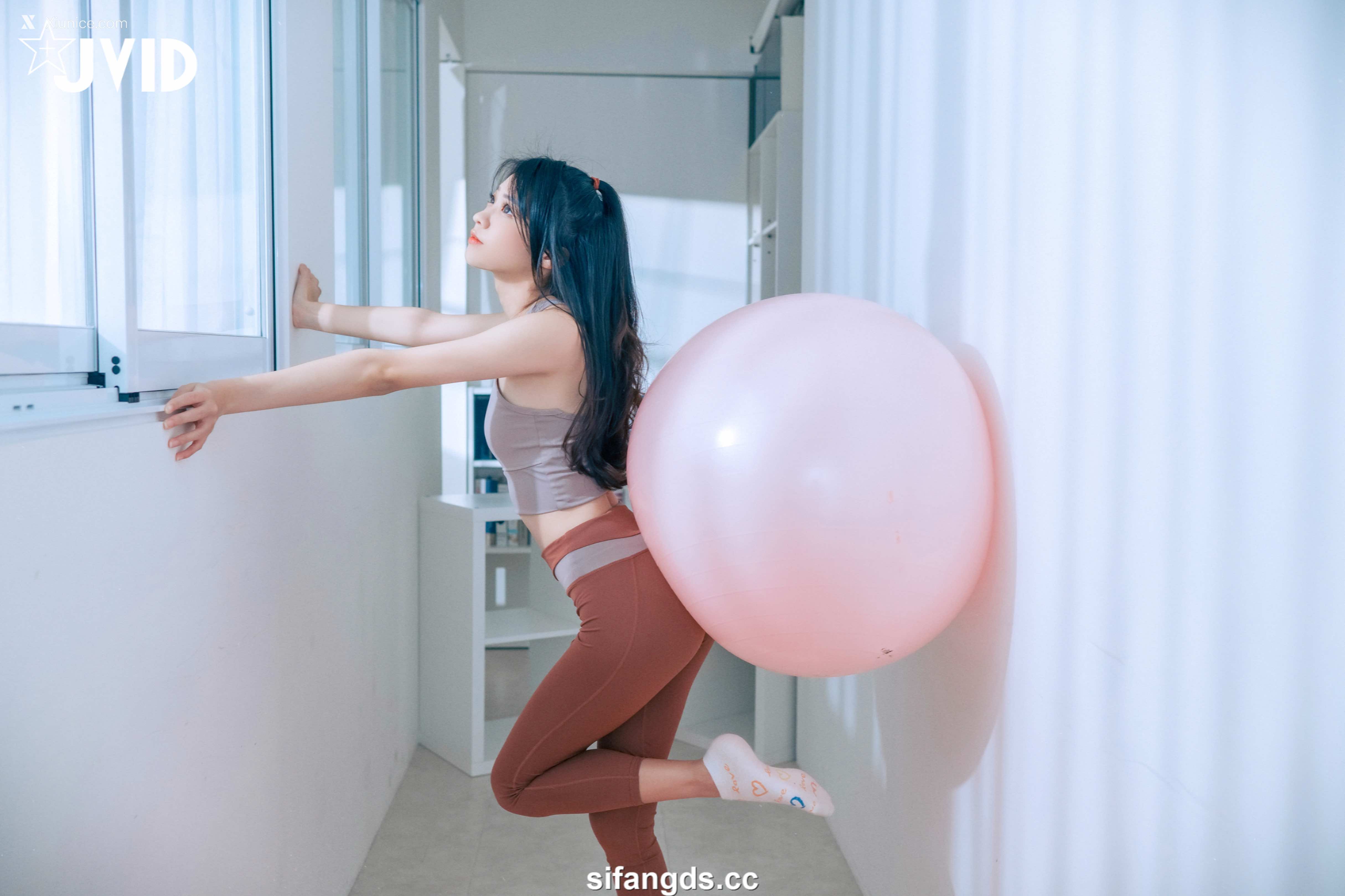 JVID 妍妍 Angel 【禁忌瑜珈課程】 瑜珈教練的秘密 裸體私人課程 35