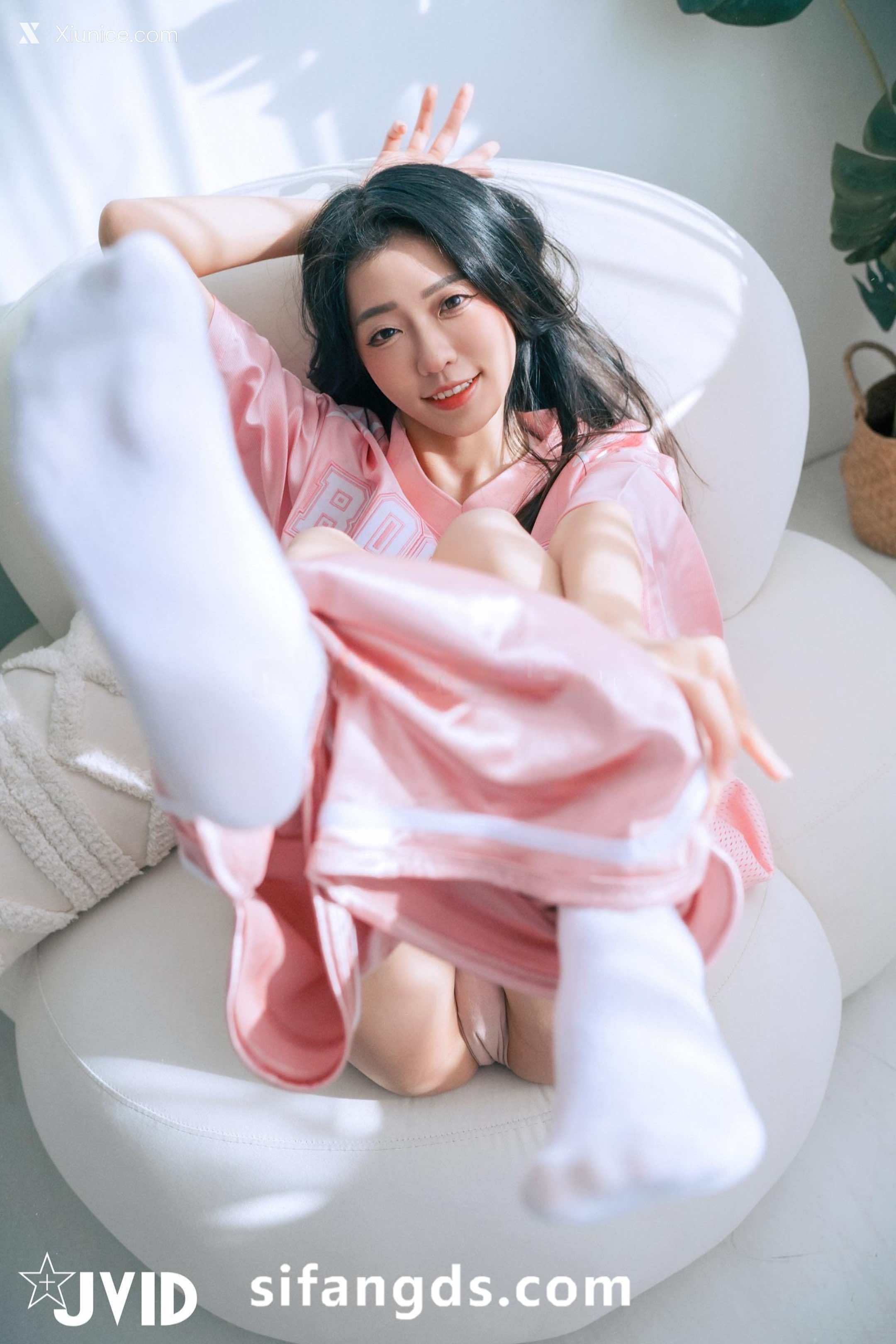 JVID 妍妍 Angel 重磅人氣女神全裸露毛高價作品極品 73