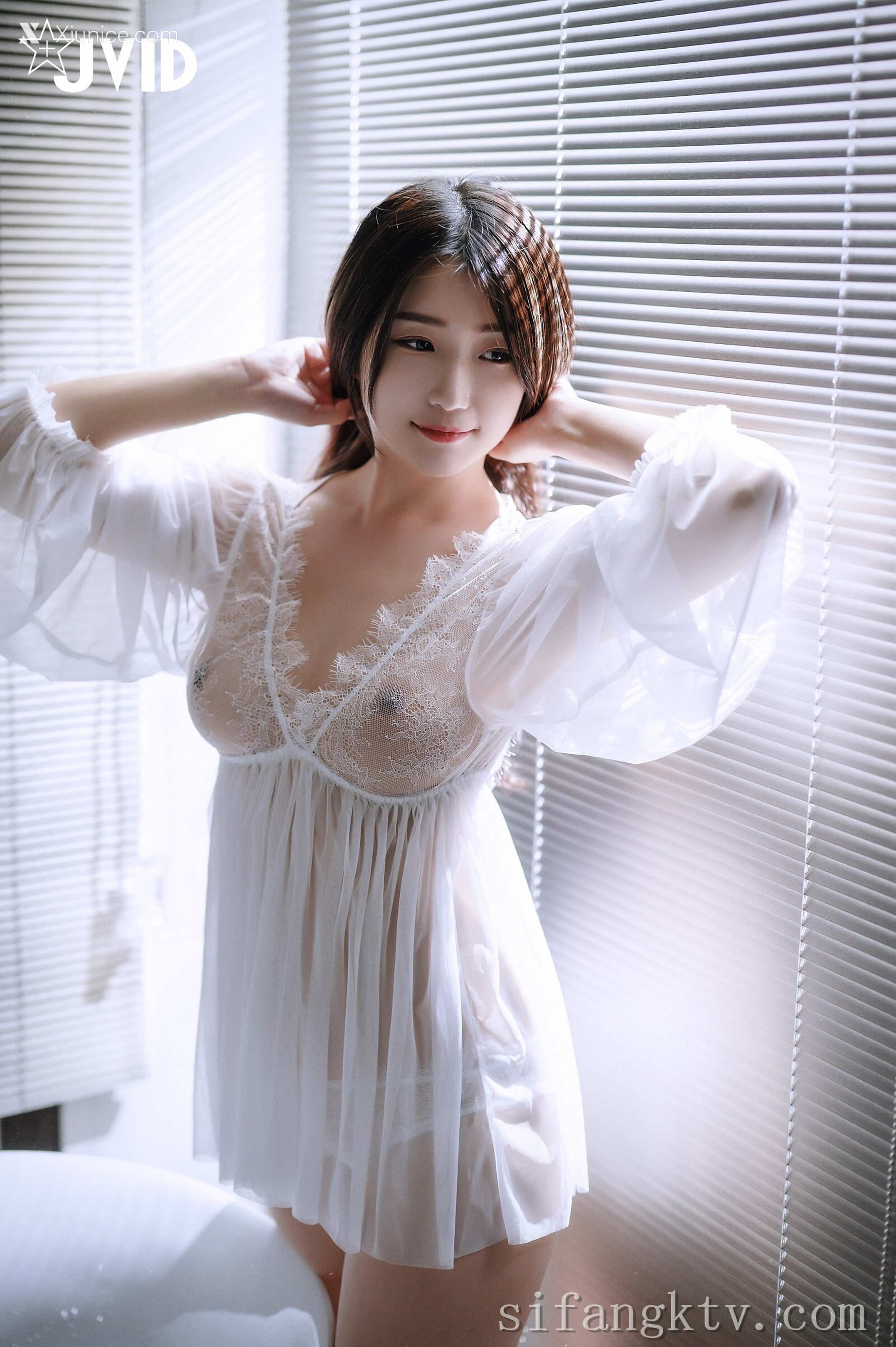JVID 肉包Mini 用玫瑰成功征服可爱肉包的肉体 热爱 173