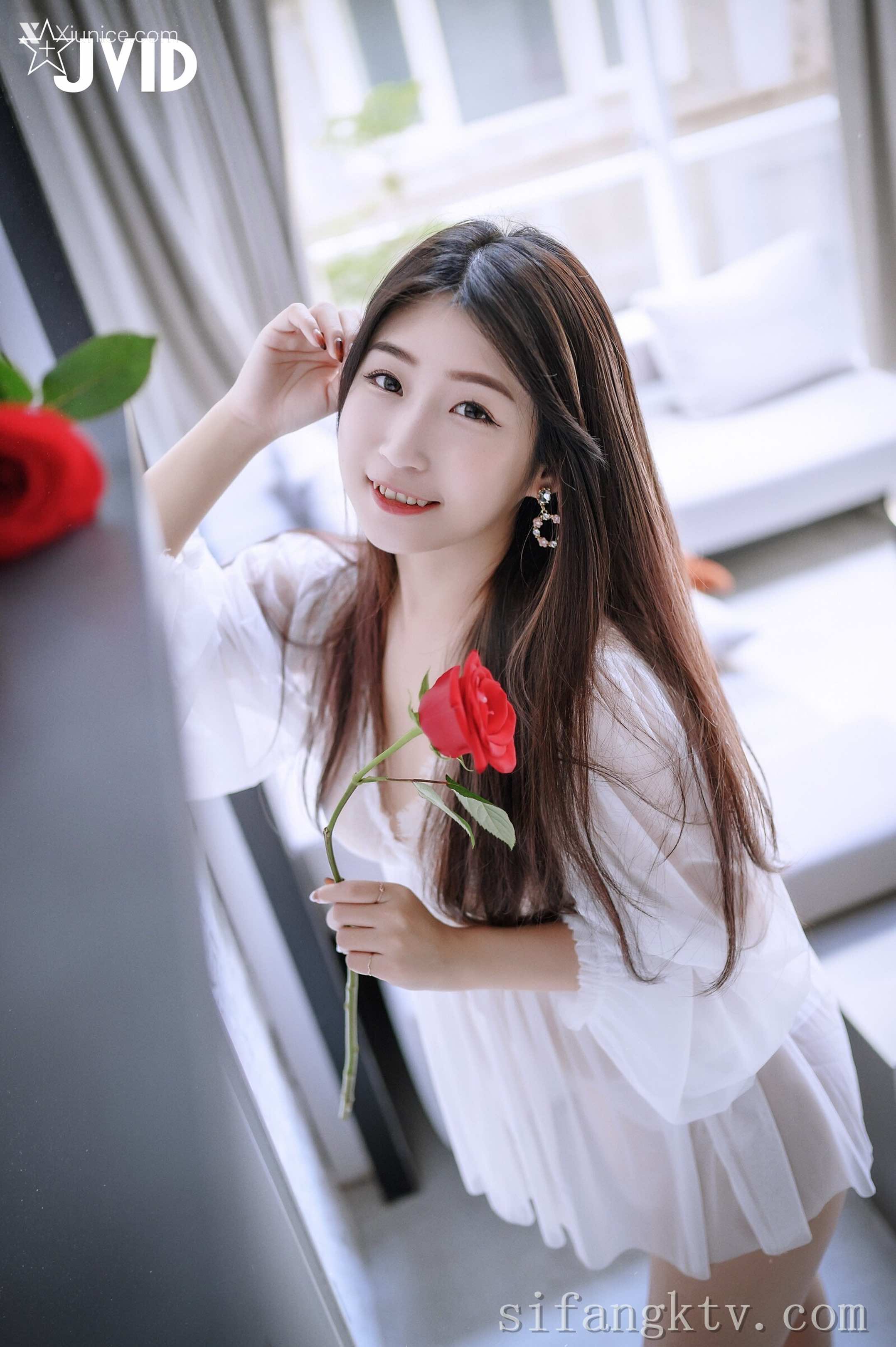 JVID 肉包Mini 用玫瑰成功征服可爱肉包的肉体 热爱 71