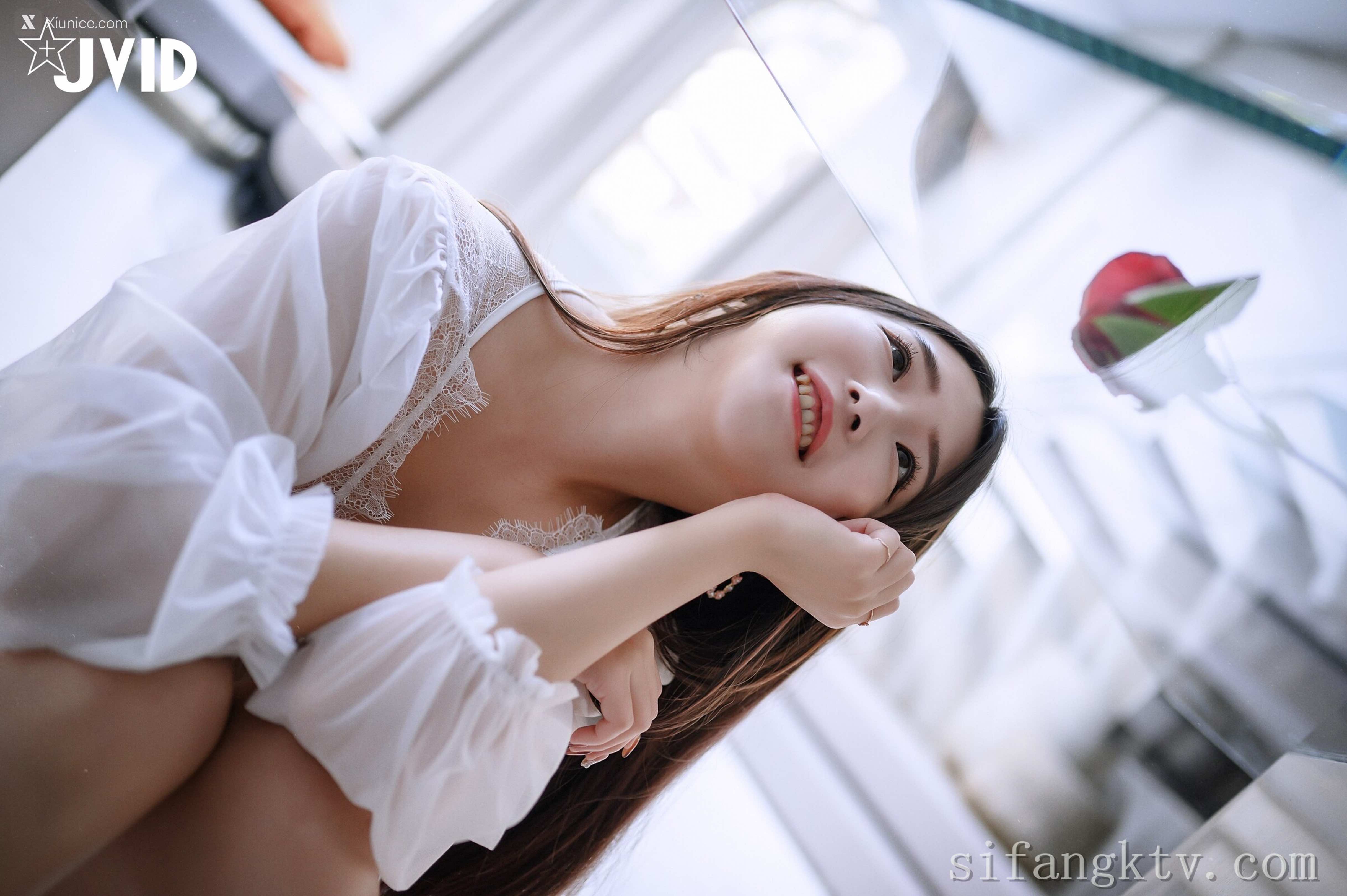 JVID 肉包Mini 用玫瑰成功征服可爱肉包的肉体 热爱 74