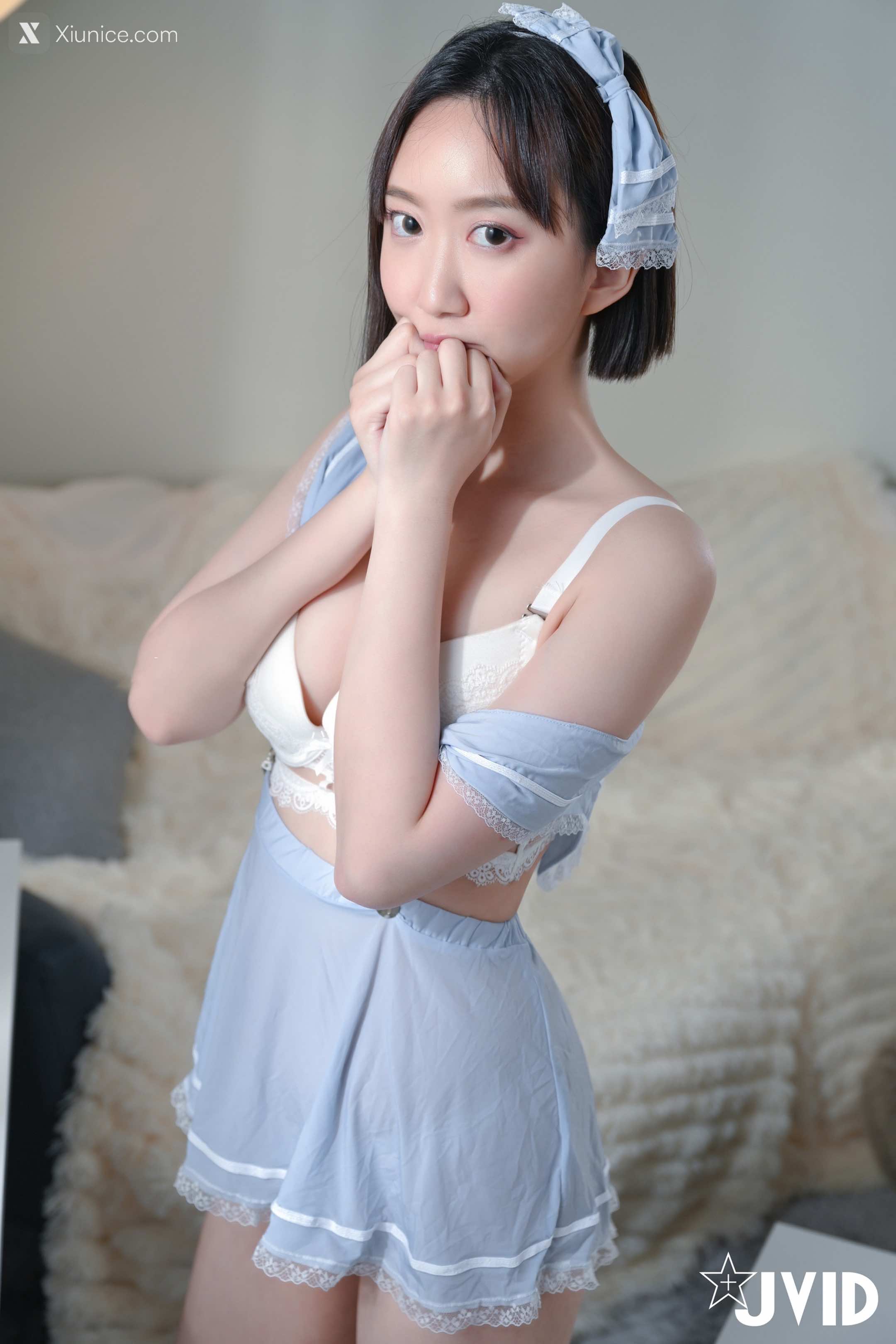 JVID Zoe 来我家自习的邻居小妹妹 22