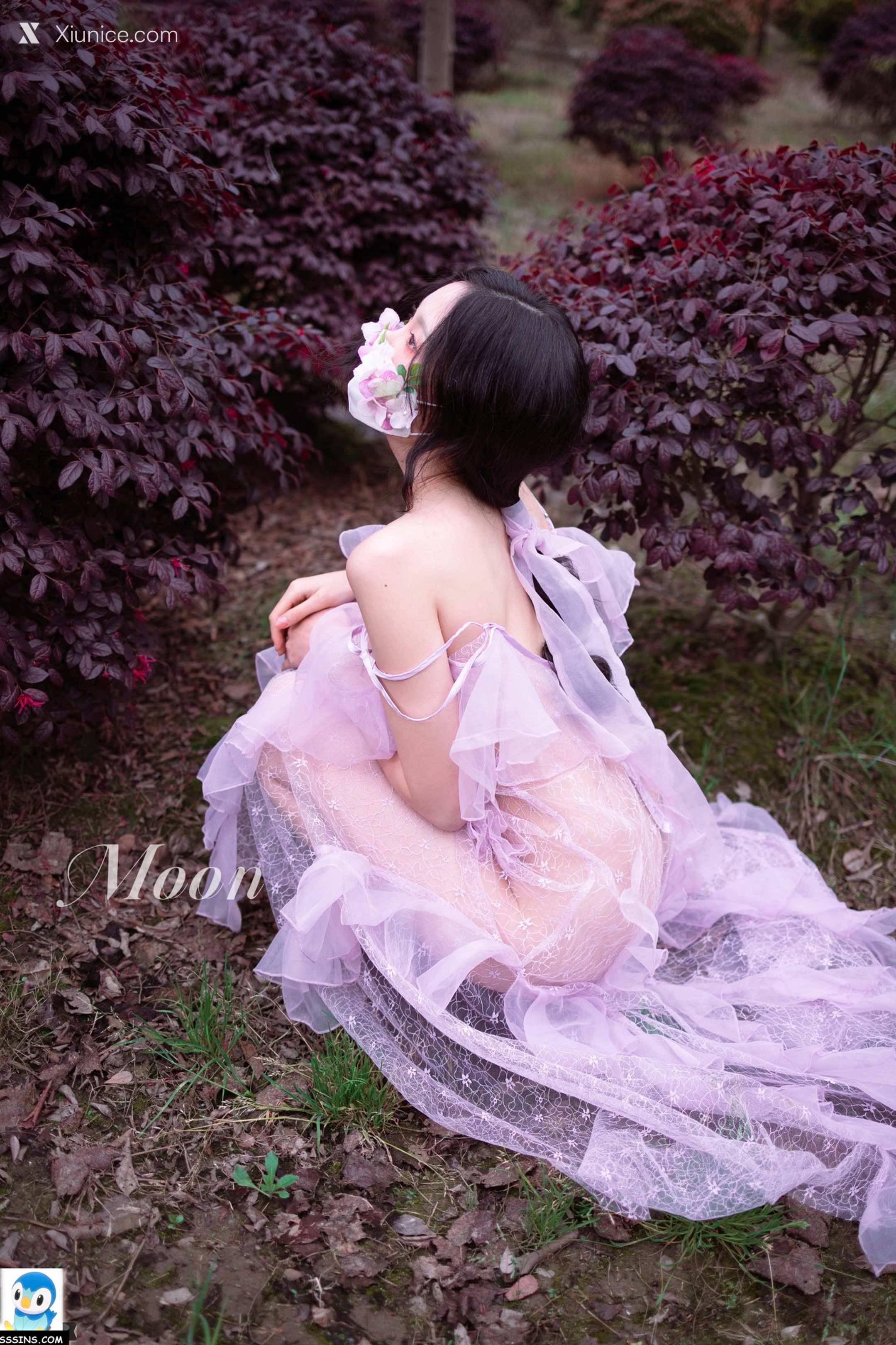 MoonTree01 酥胸福利姬 白净写拍集 217