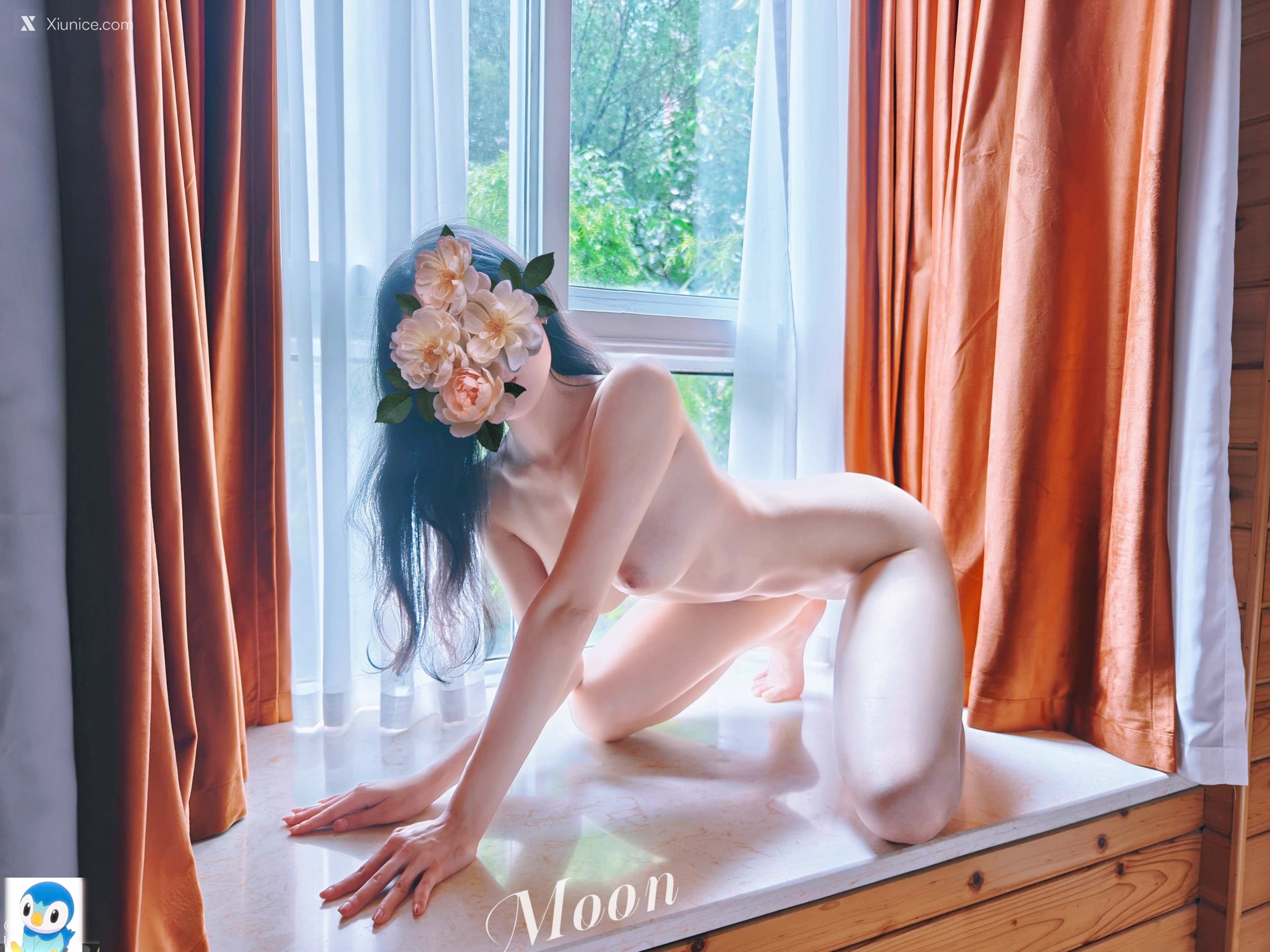 MoonTree01 酥胸福利姬 白净写拍集 244