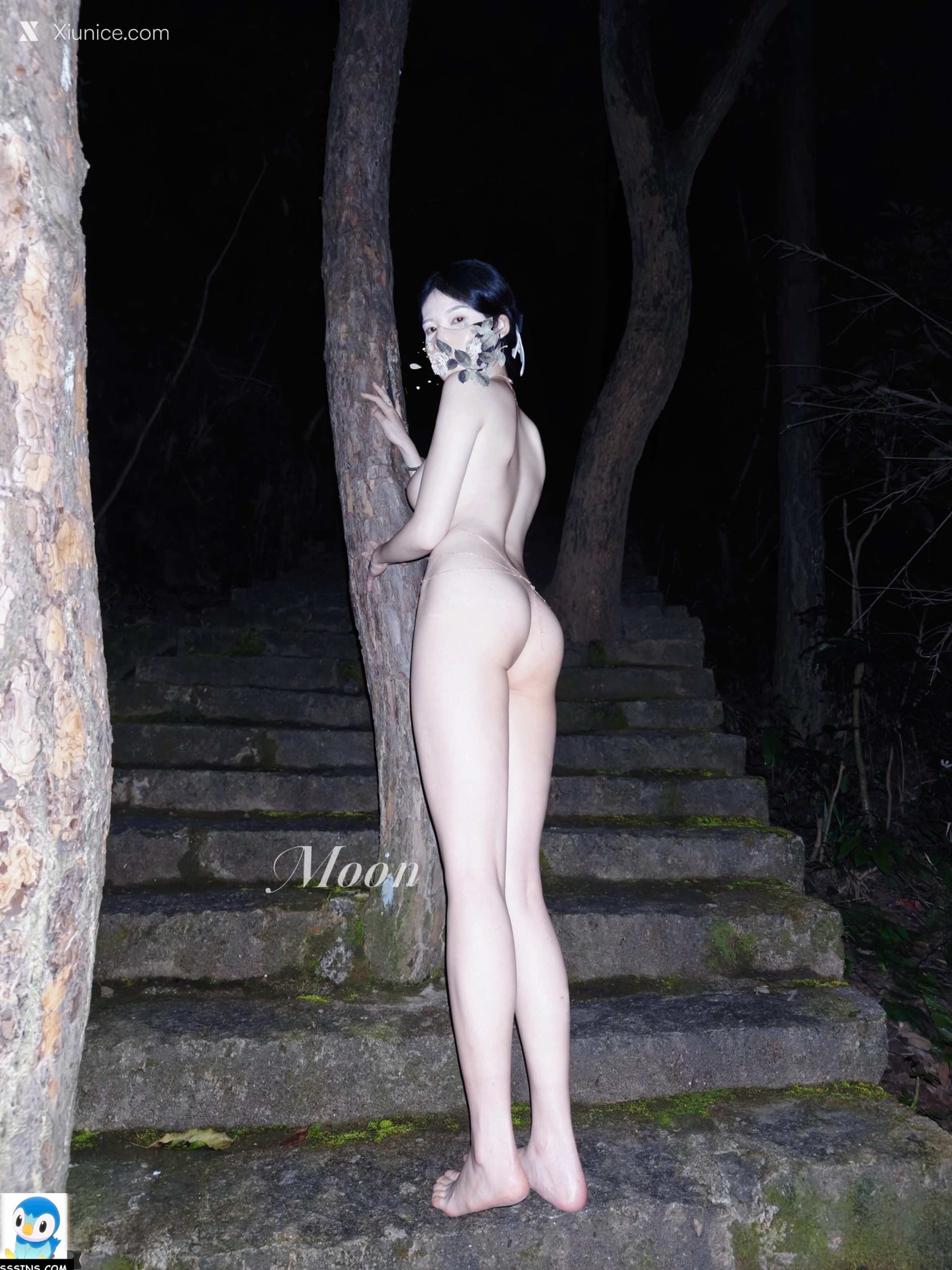 MoonTree01 酥胸福利姬 白净写拍集 282