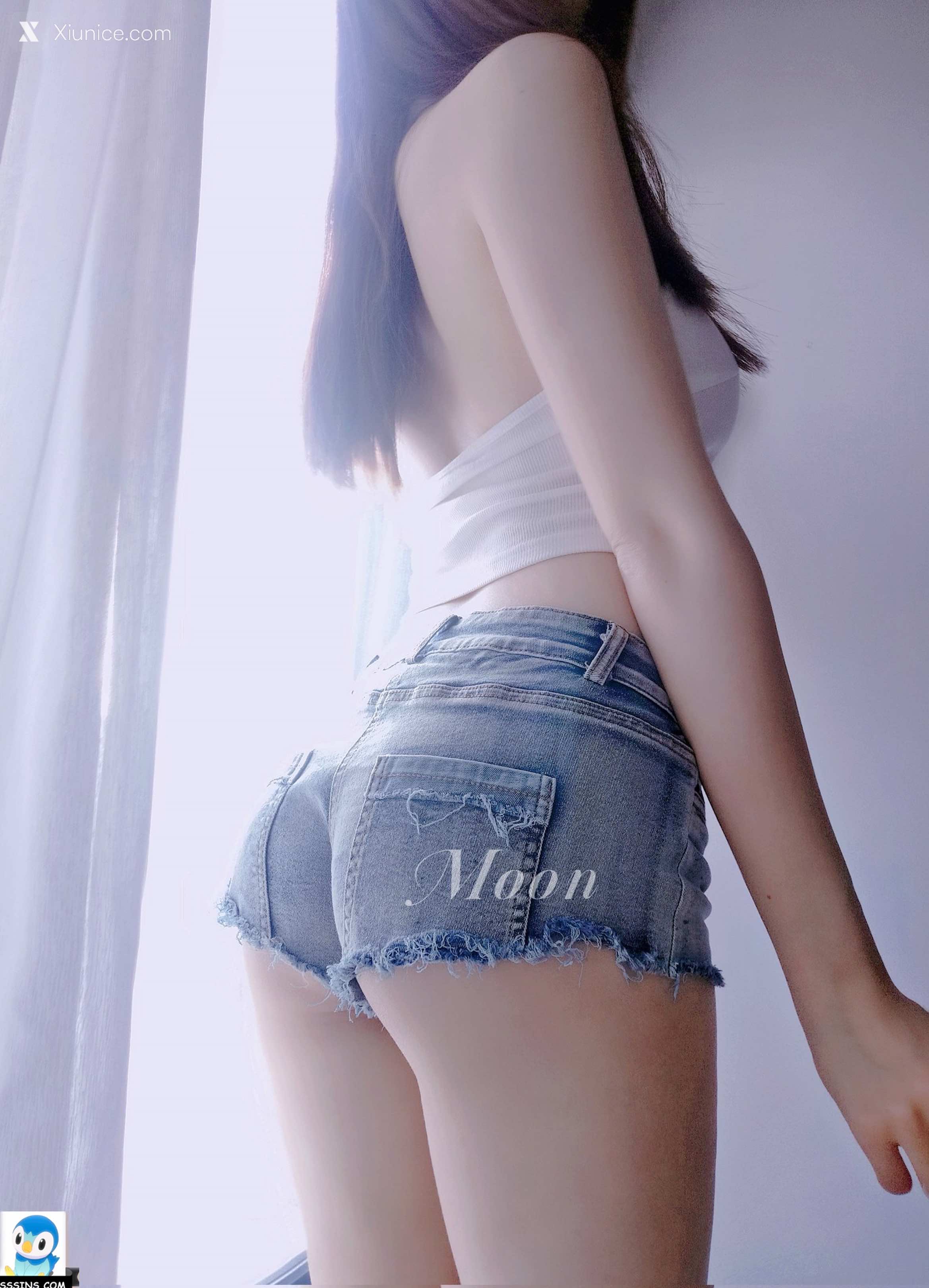 MoonTree01 酥胸福利姬 白净写拍集 62