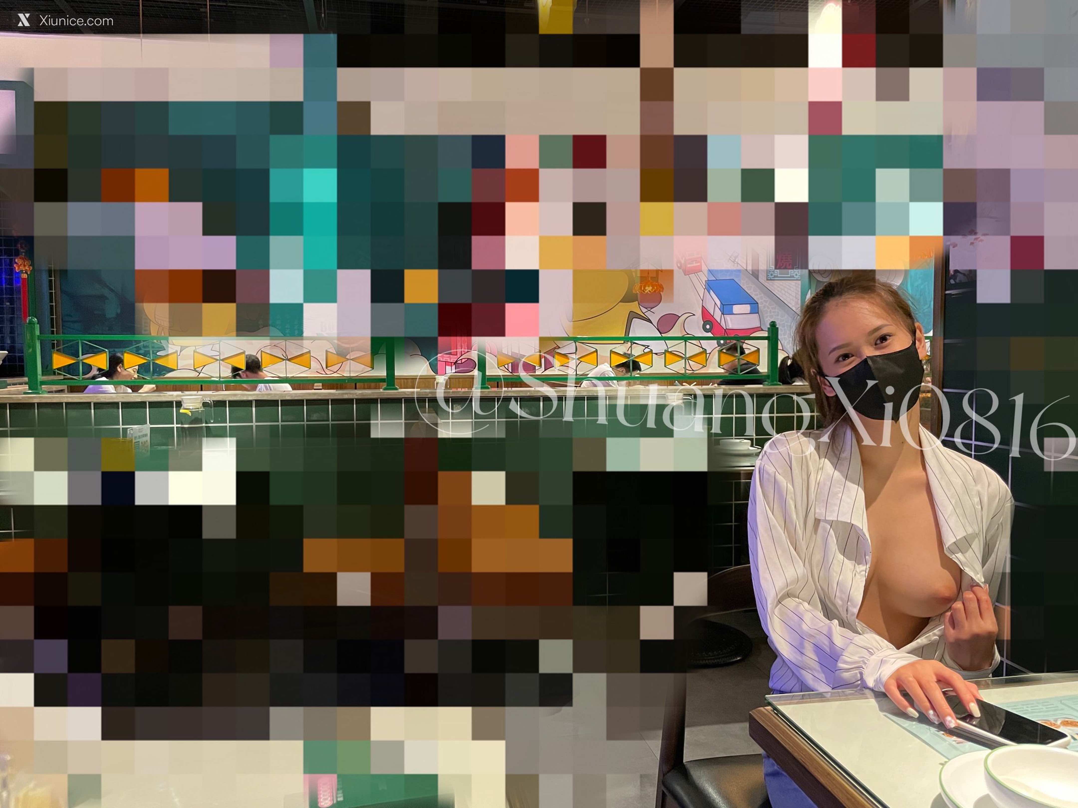 ShuangXi8018 各种户外人前露出，超市露着车灯大方走路 16