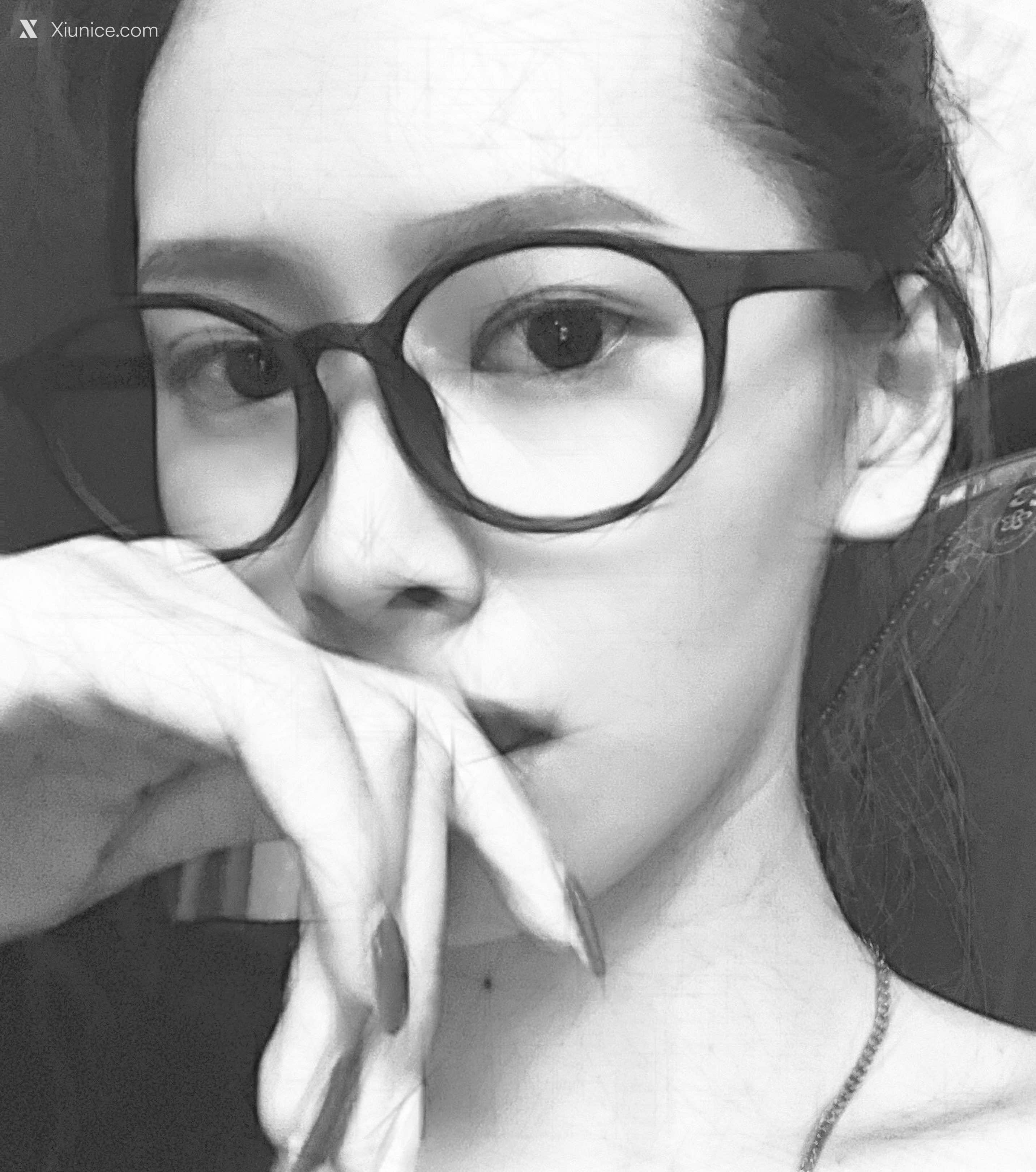 ShuangXi8018 各种户外人前露出，超市露着车灯大方走路 24