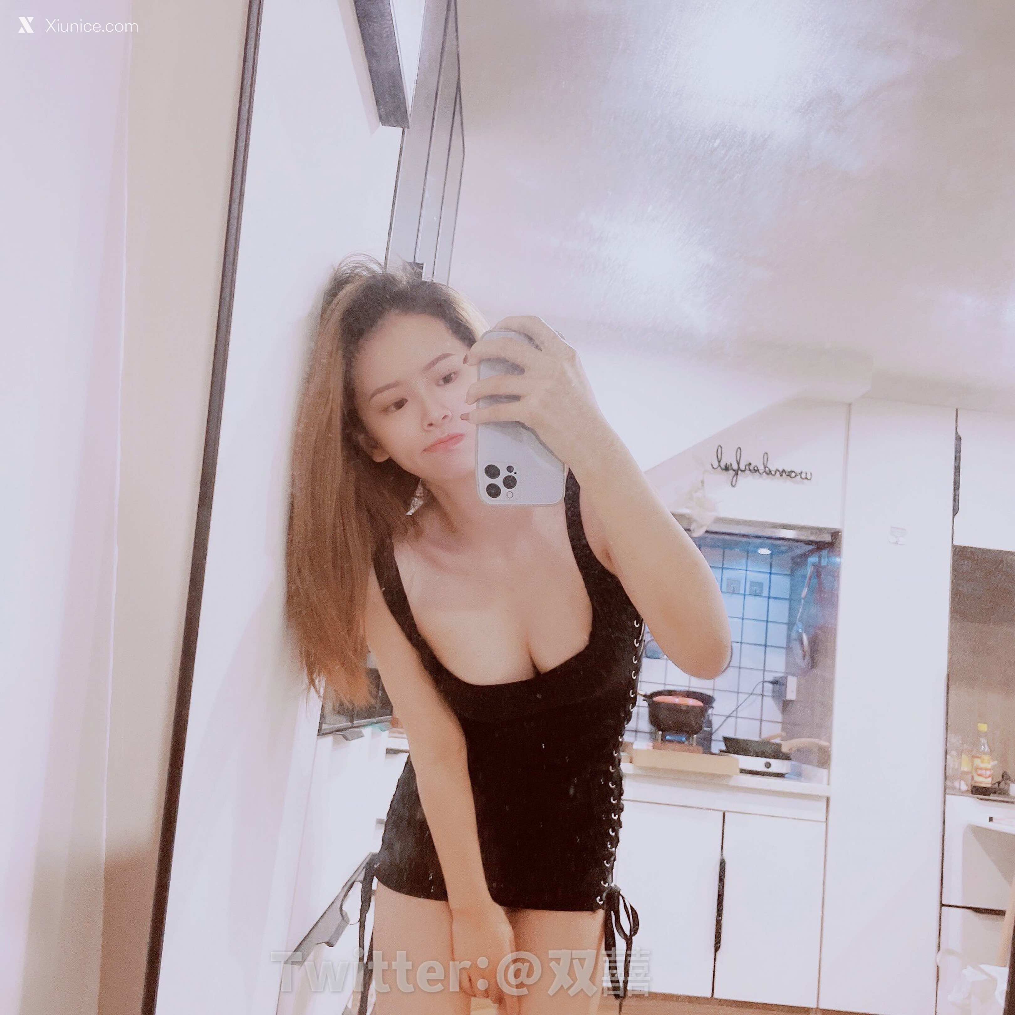 ShuangXi8018 各种户外人前露出，超市露着车灯大方走路 76