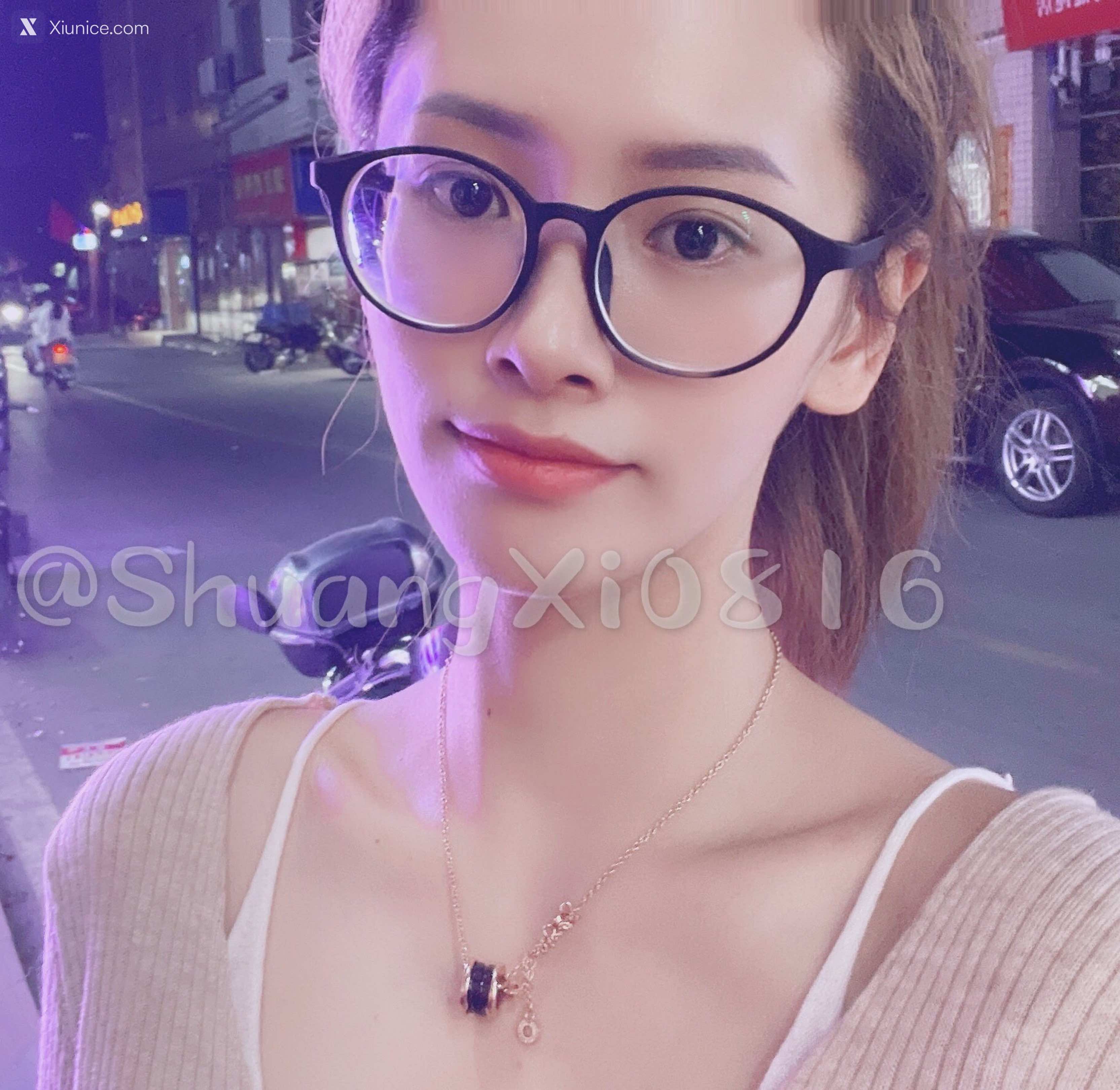 ShuangXi8018 各种户外人前露出，超市露着车灯大方走路 86