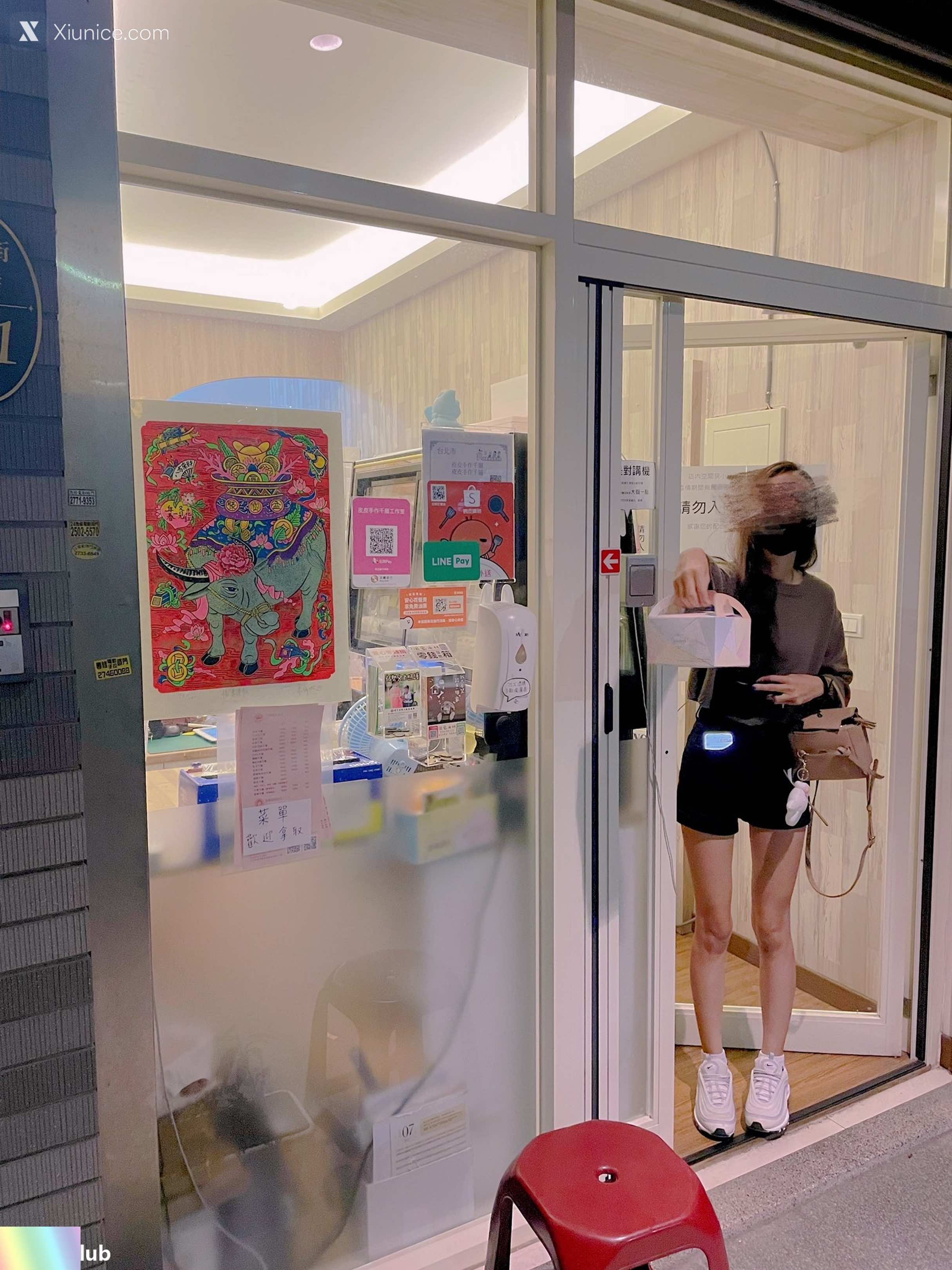TWIN 才发现原来自己高潮的时候脚趾头会折起来了 反差白虎母狗人前露出调教 106