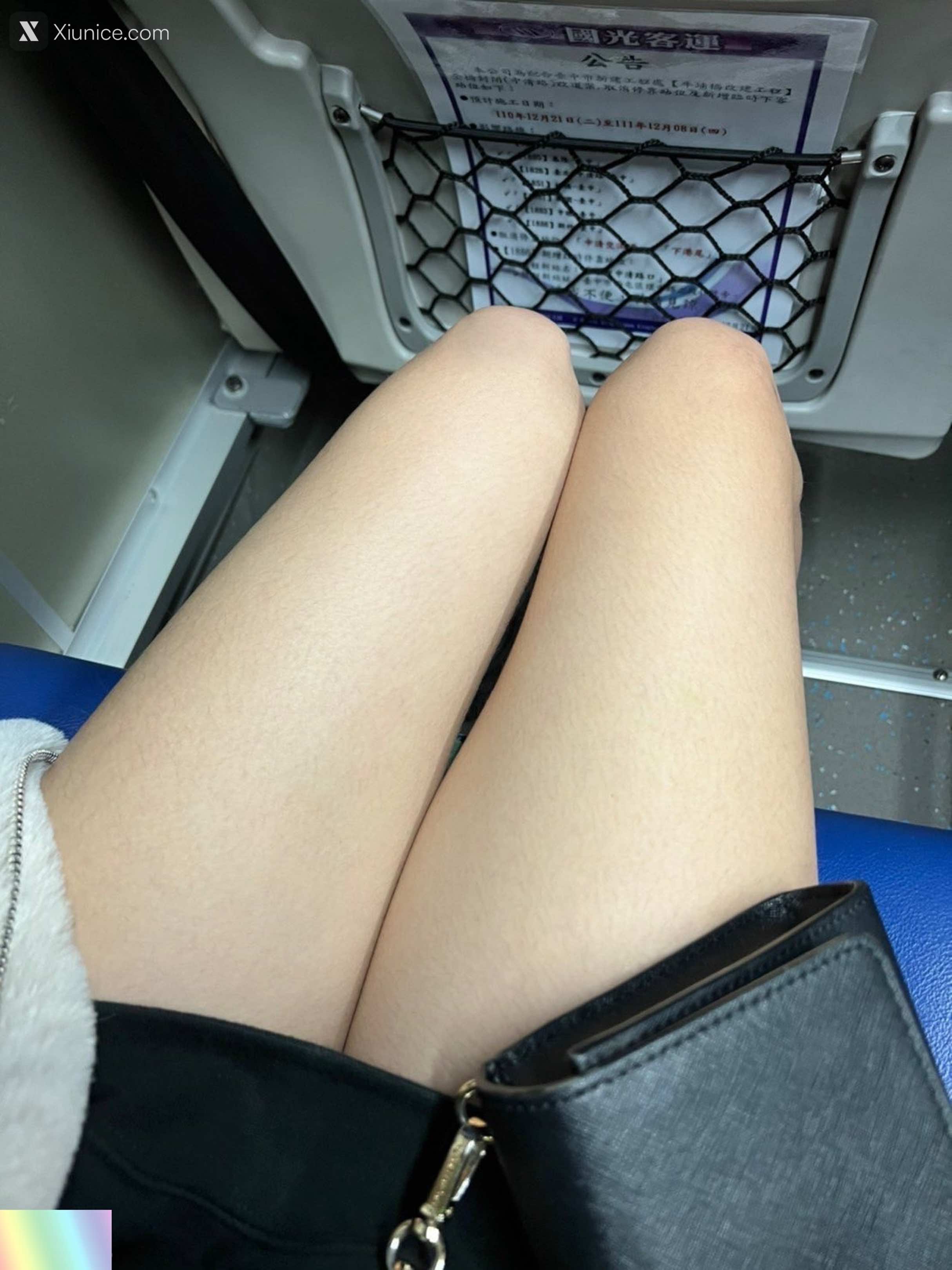 TWIN 才发现原来自己高潮的时候脚趾头会折起来了 反差白虎母狗人前露出调教 206