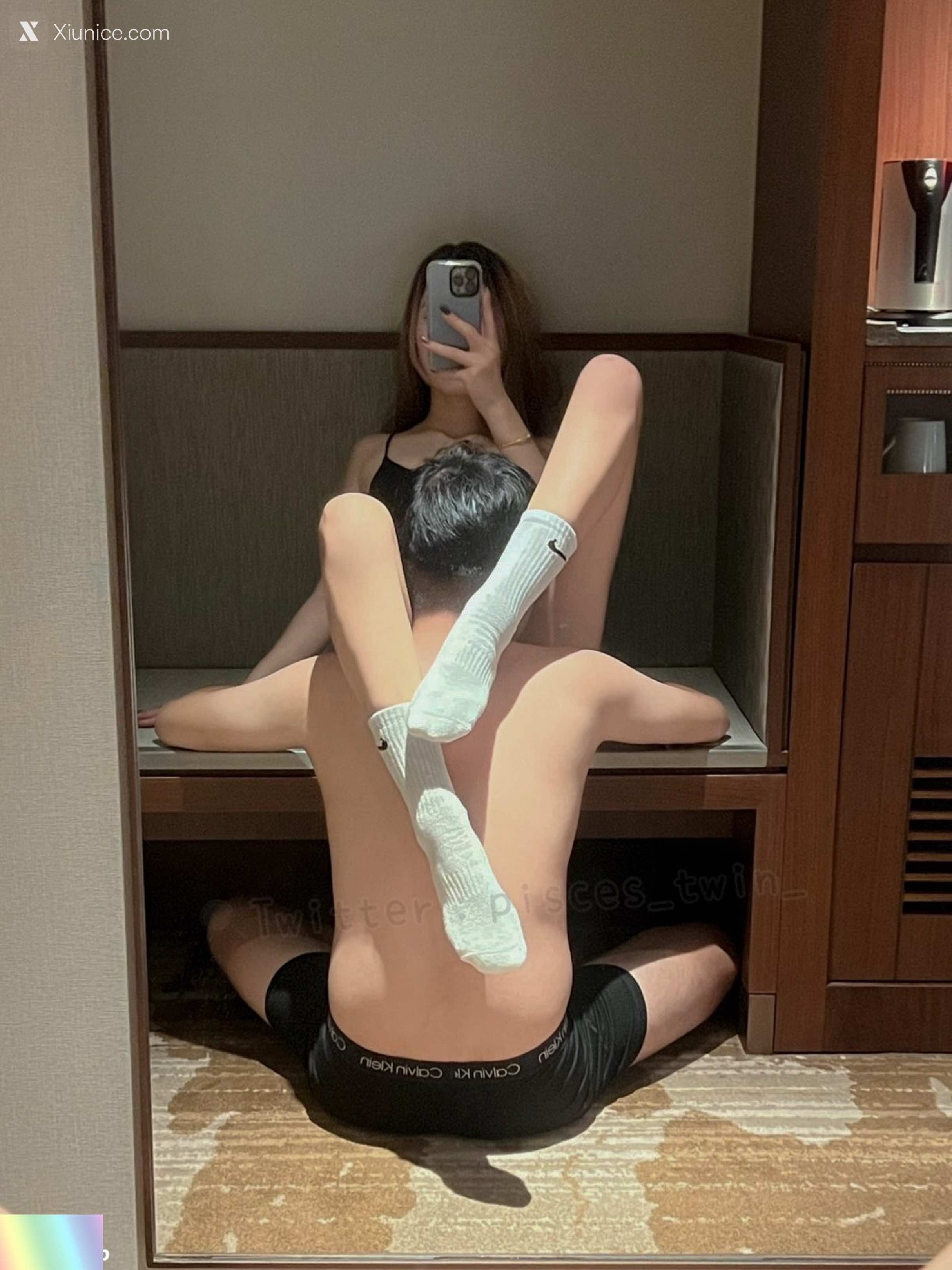 TWIN 才发现原来自己高潮的时候脚趾头会折起来了 反差白虎母狗人前露出调教 223