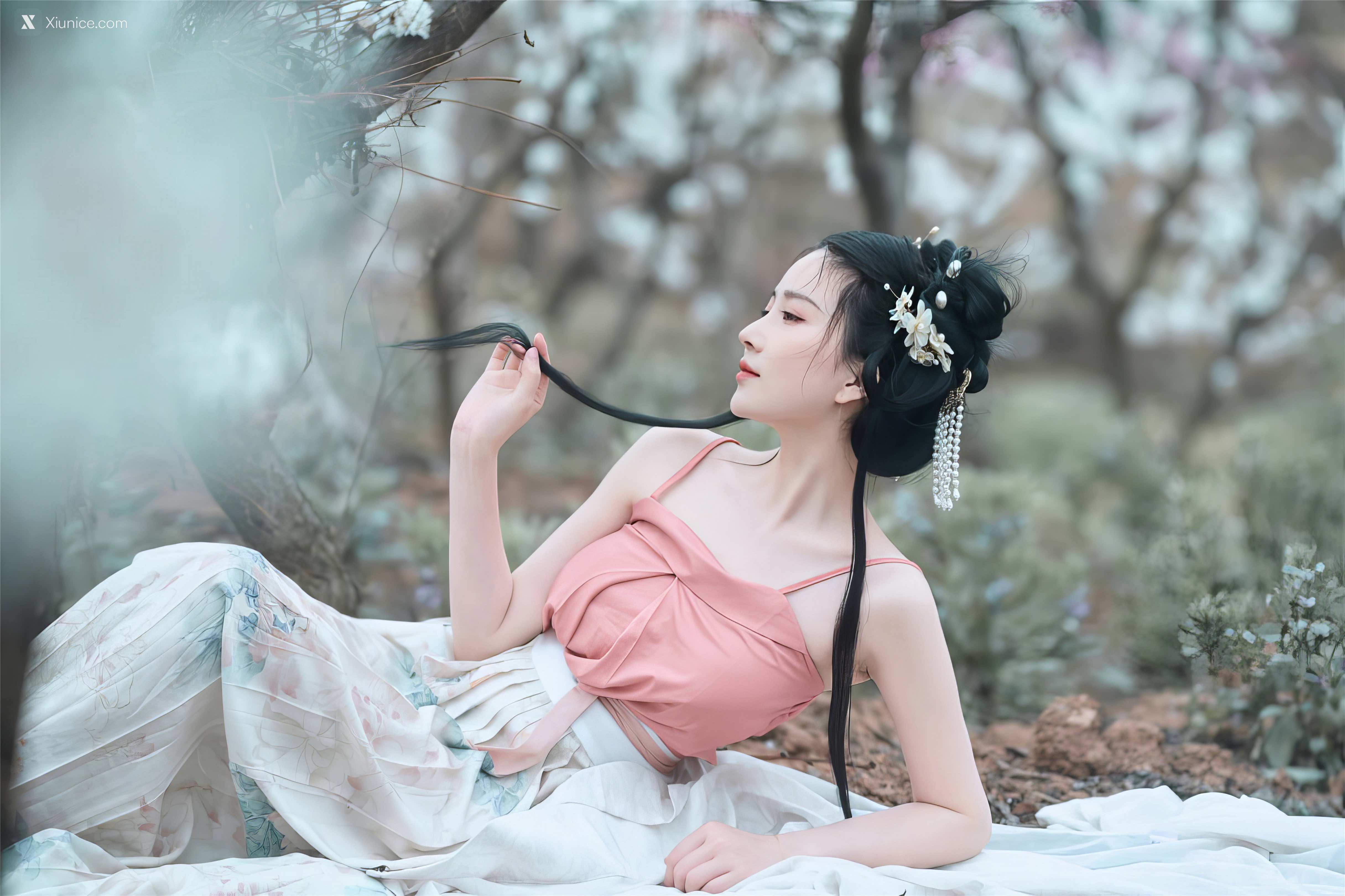 Coser 年年Nnian 三月花 25