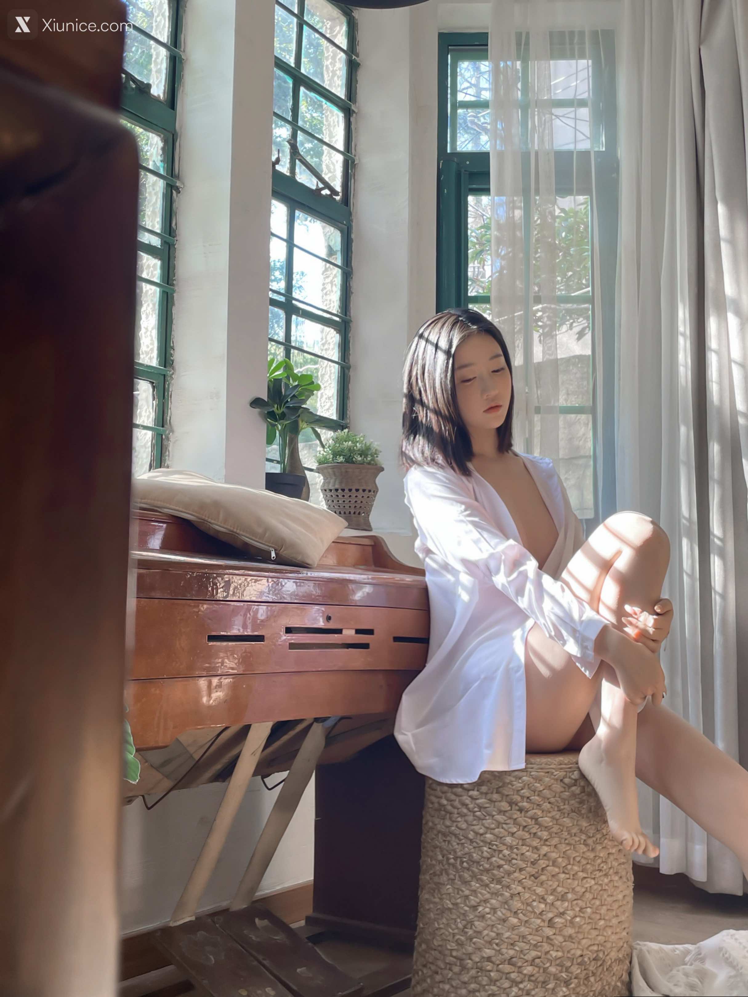 Coser 年年Nnian 光与年 2