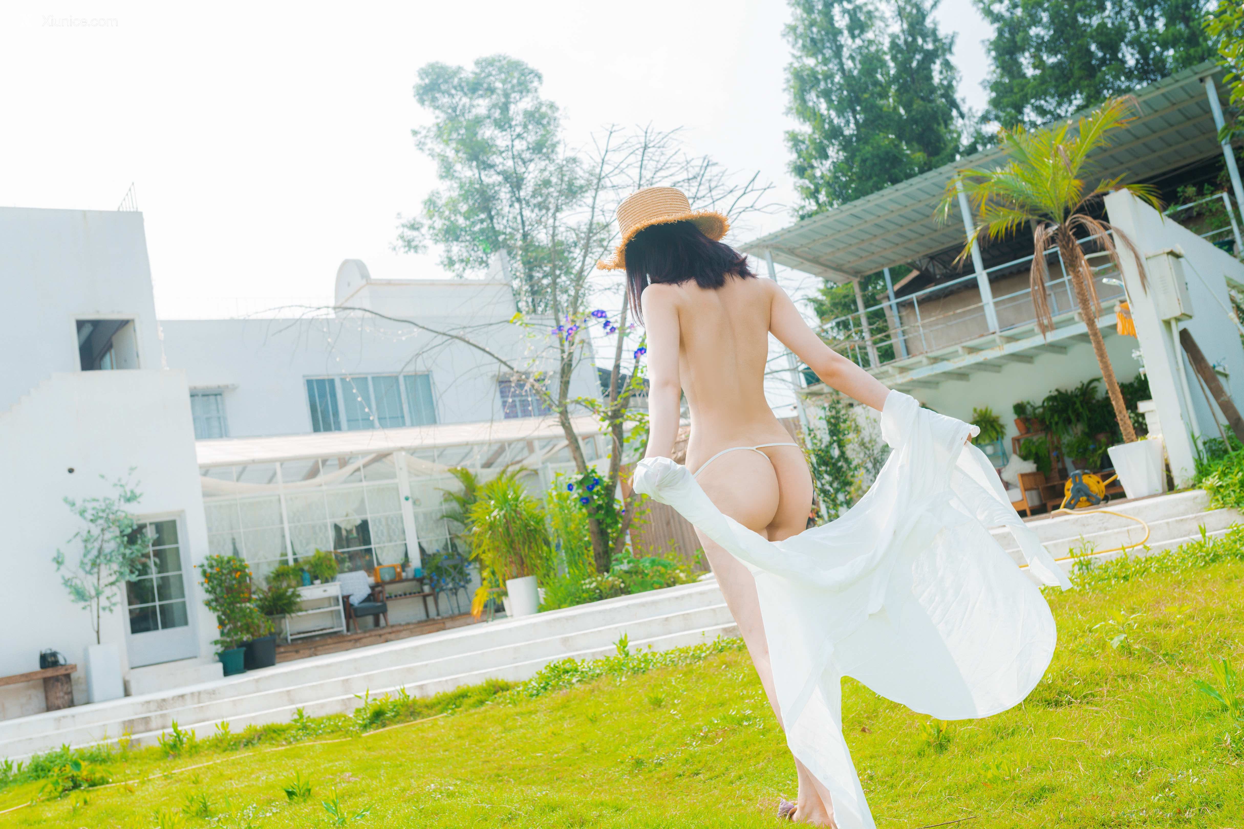 Coser 年年Nnian 夏日限定泳池 16