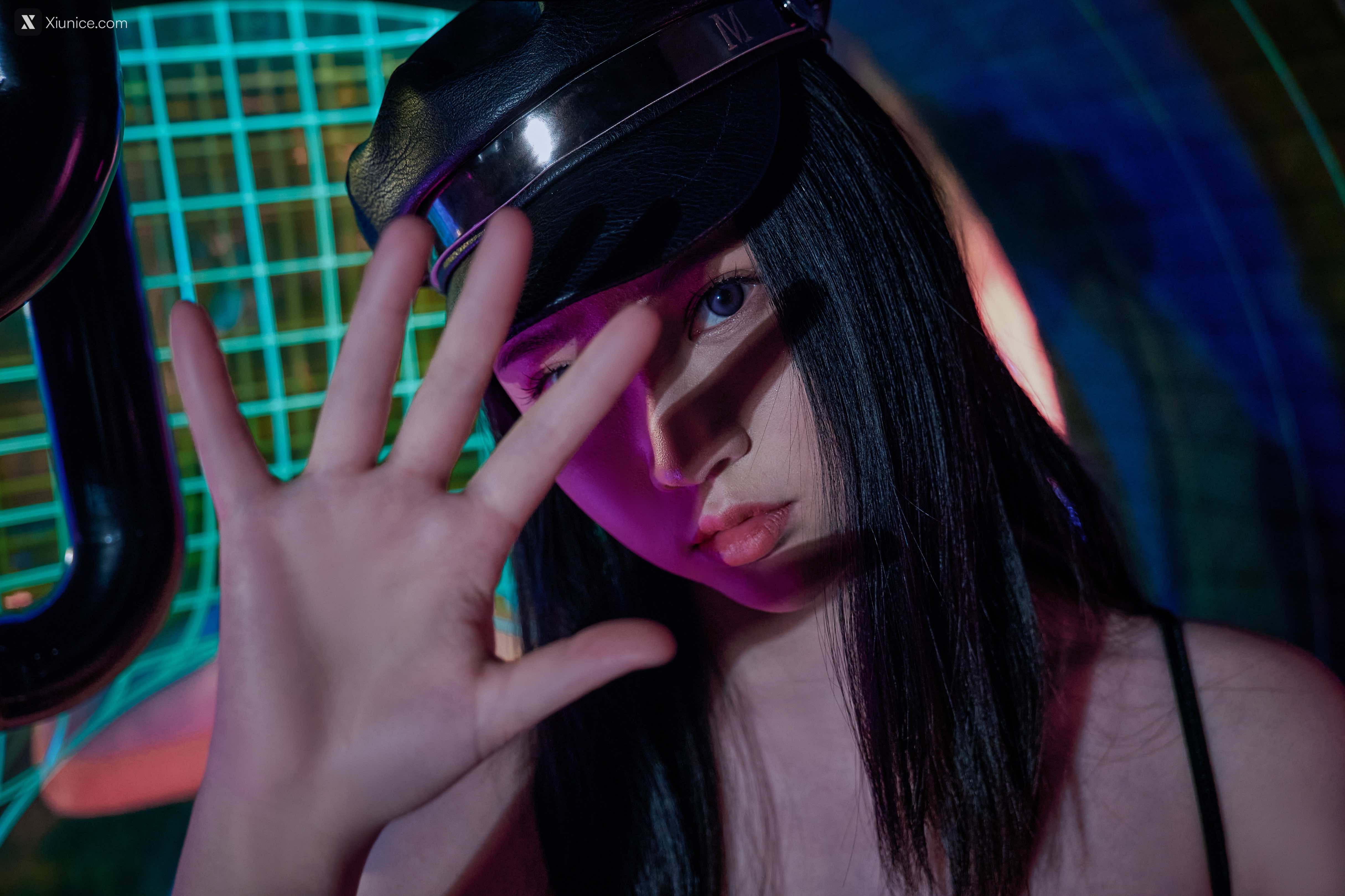 Coser 年年Nnian 性感女警 42