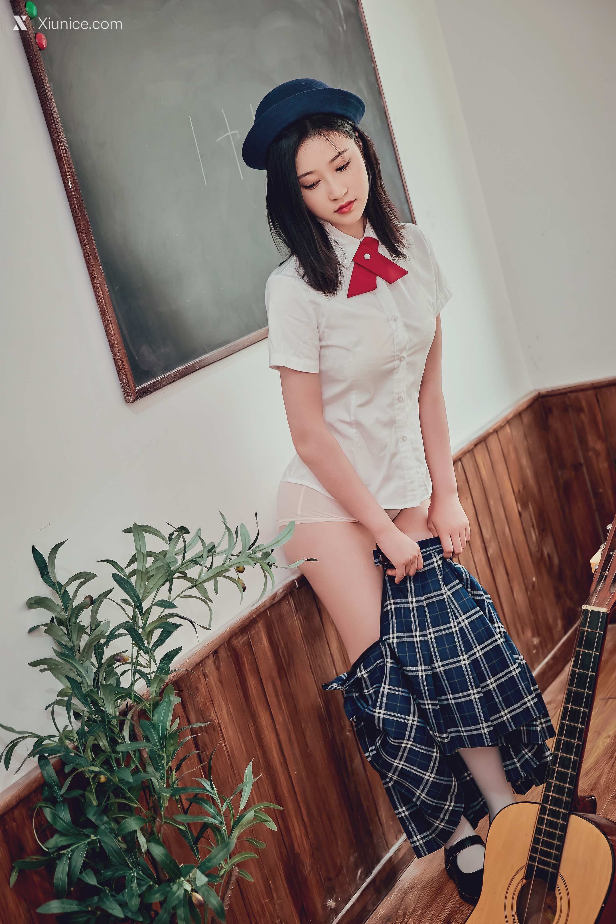 Coser 年年Nnian 月刊少女 18