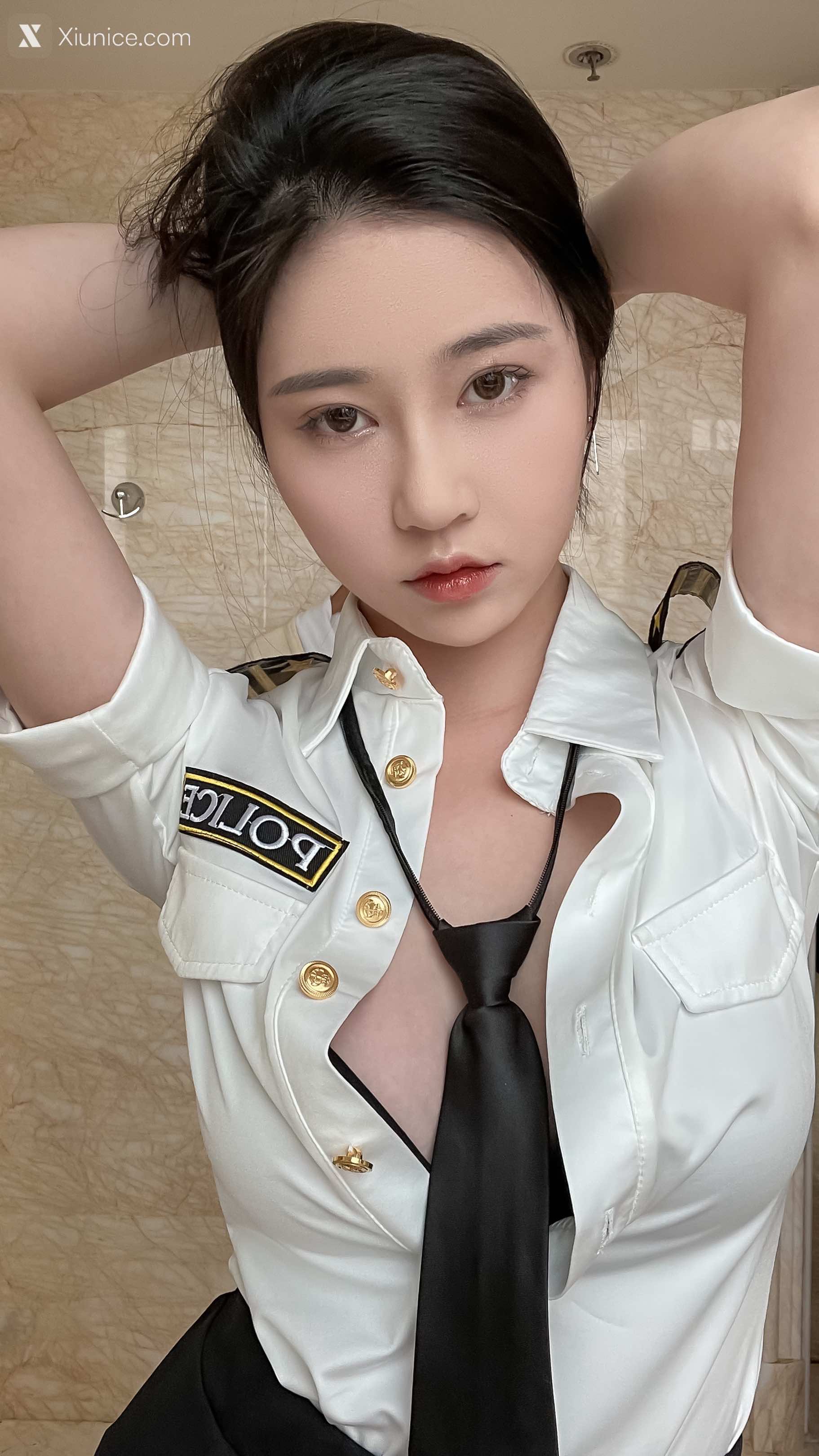 Coser 年年Nnian 涩女警 42