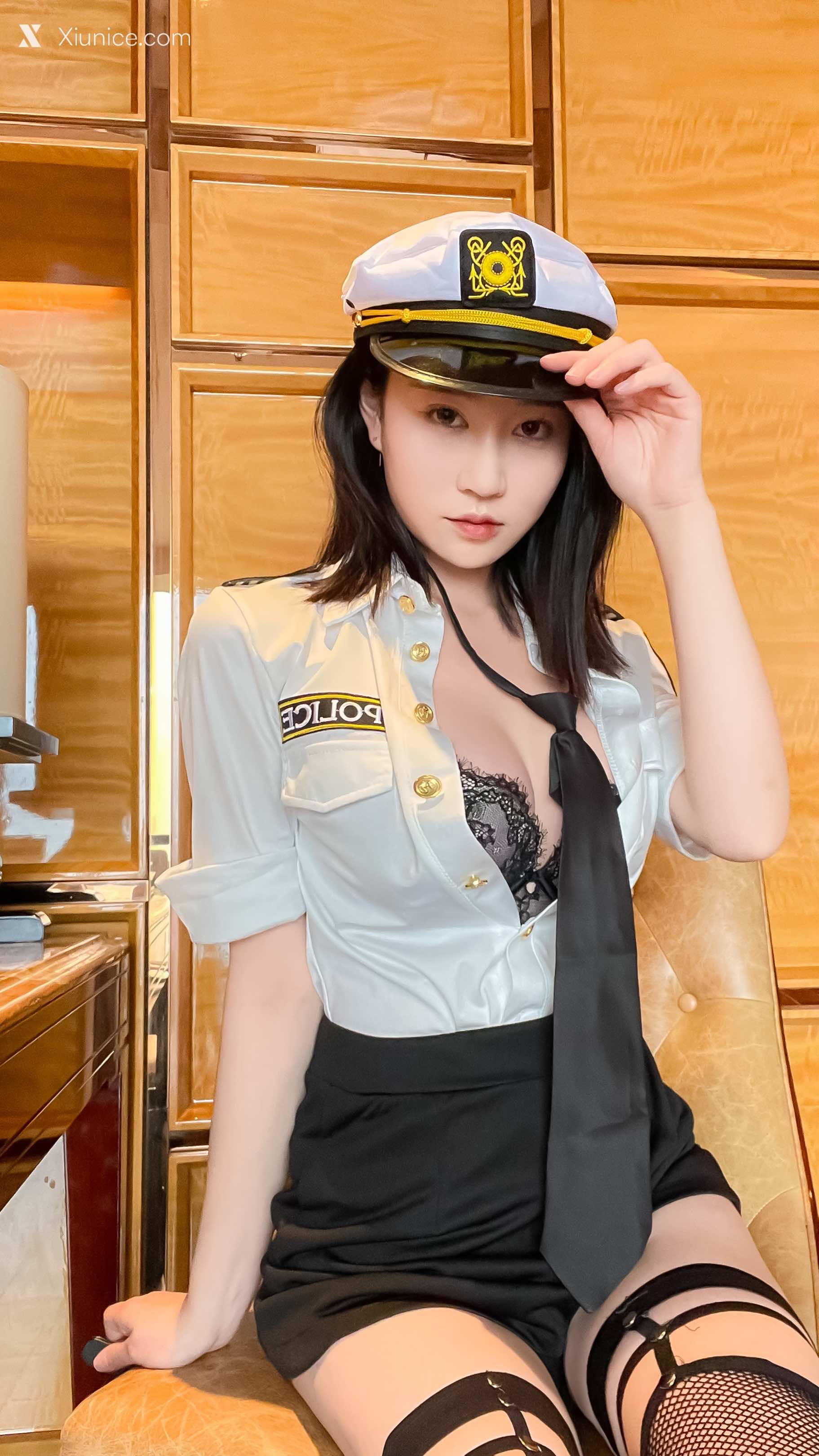 Coser 年年Nnian 涩女警 71