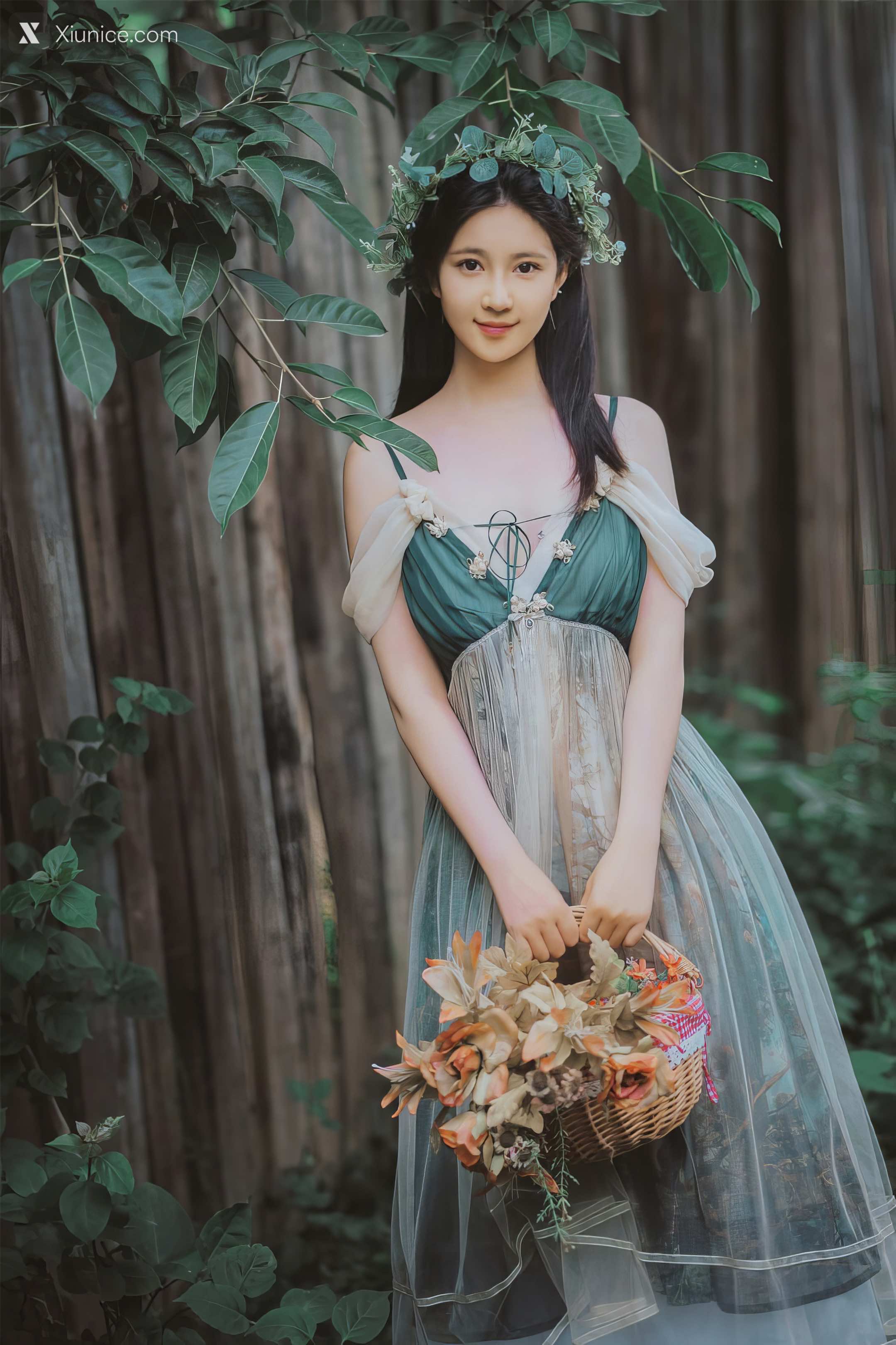 Coser 年年Nnian 爱丽丝漫游仙境 19