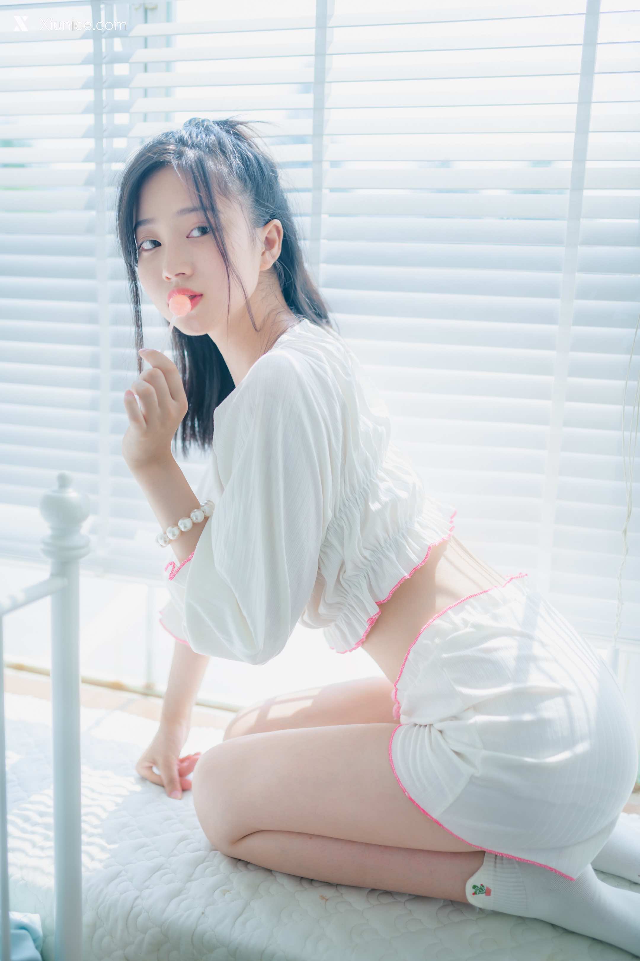 Coser 年年Nnian 爱吃棒棒糖的少女 13