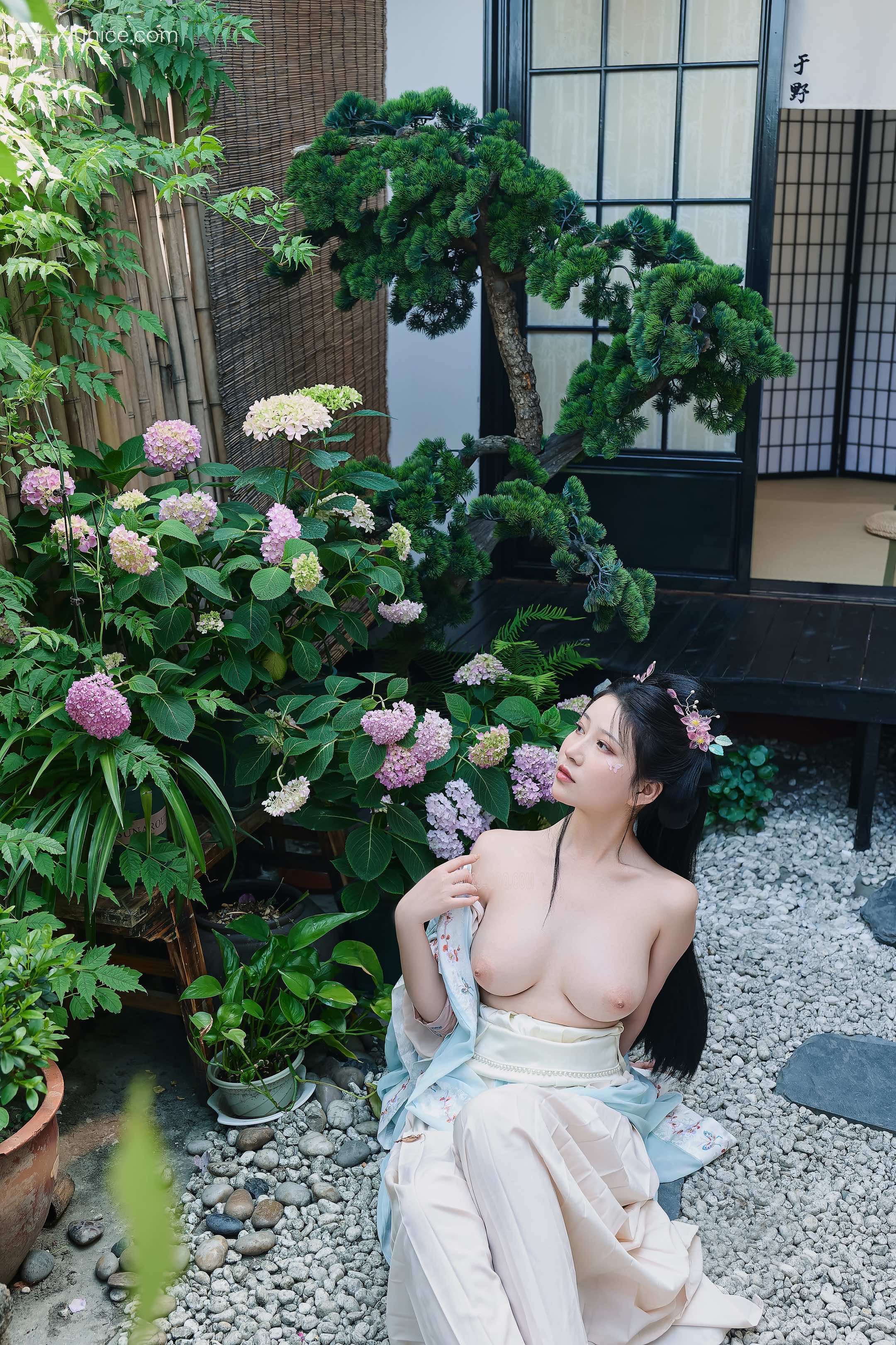 Coser 年年Nnian 白花间集 34