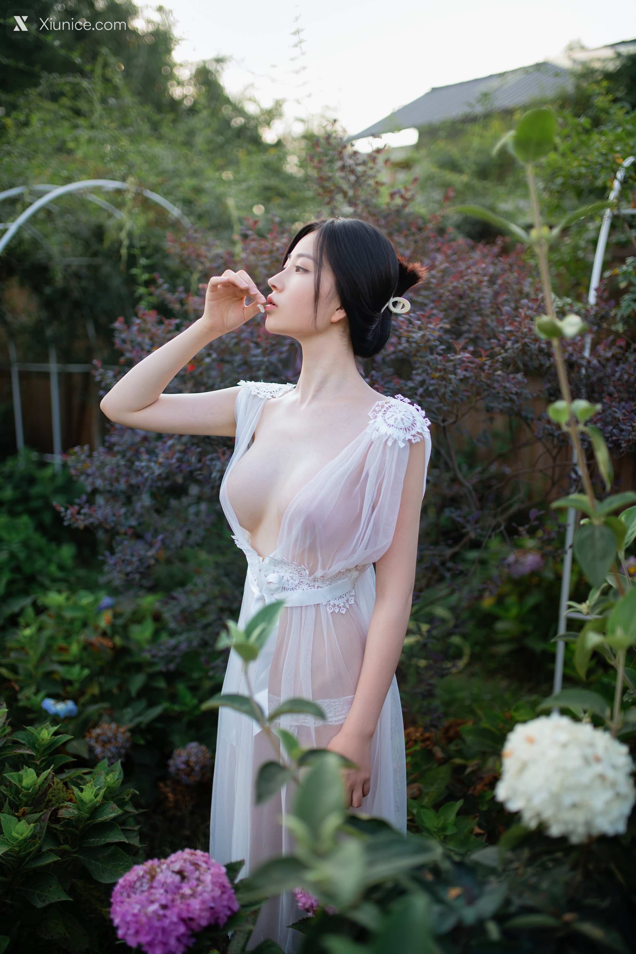 Coser 年年Nnian 神明之女 37