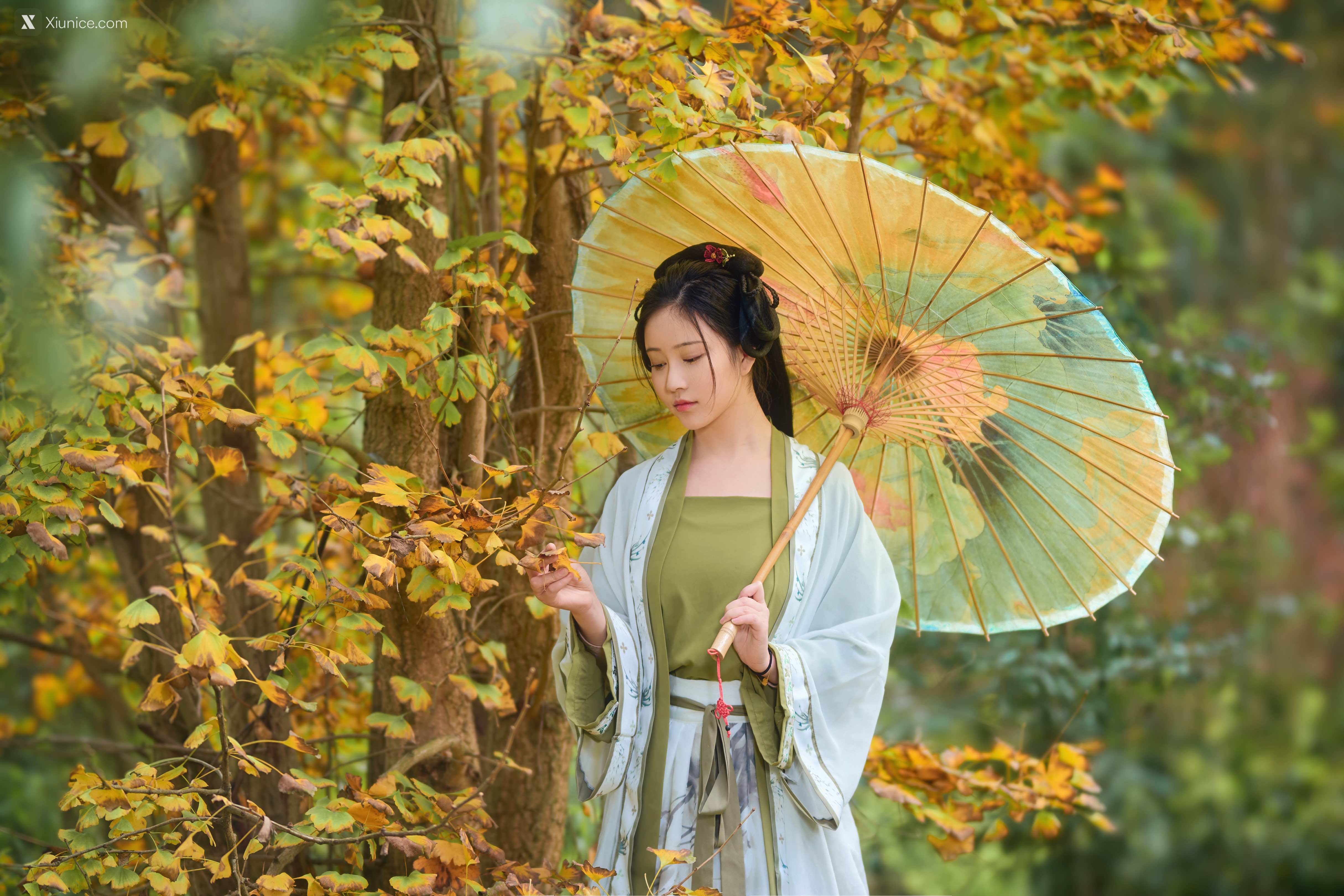Coser 年年Nnian 秋兮 12
