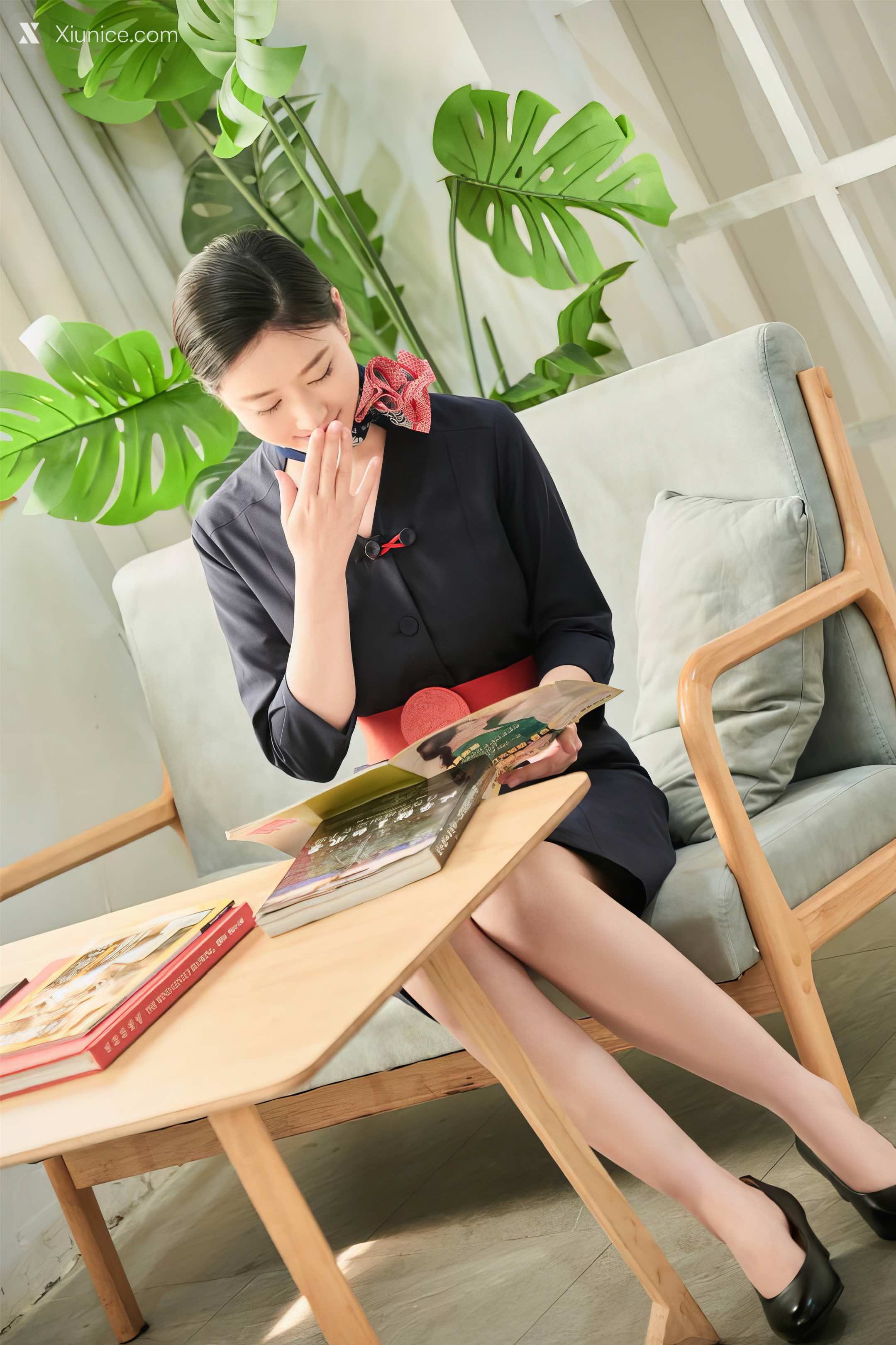 Coser 年年Nnian 空姐 102