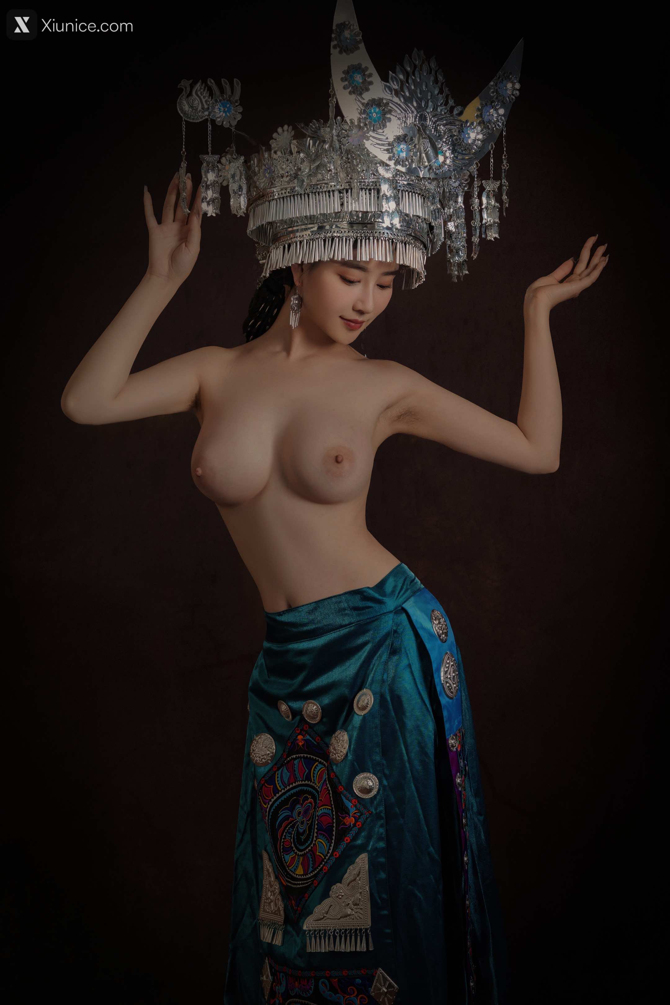 Coser 年年Nnian 苗疆女孩 21