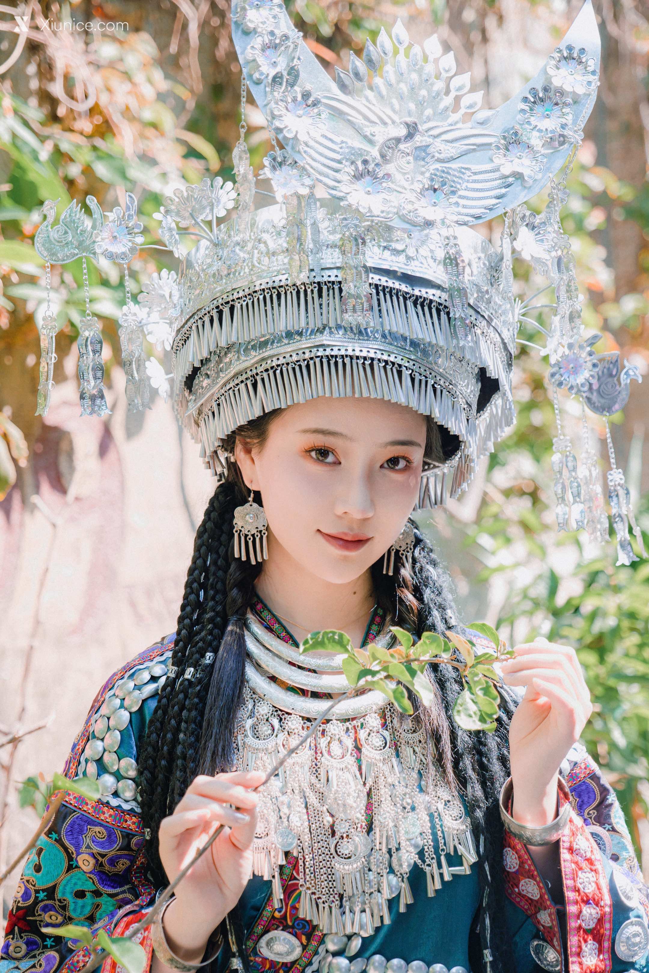 Coser 年年Nnian 苗疆女孩 23